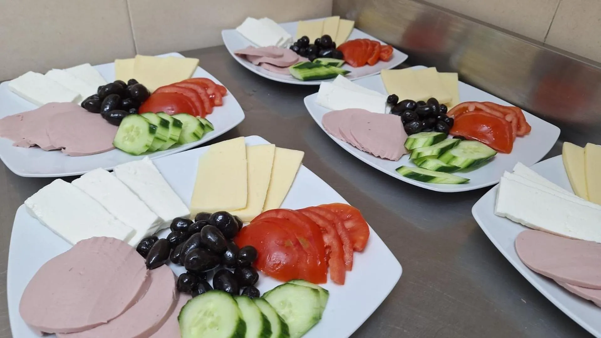 Food and drinks in AselTur Brasov