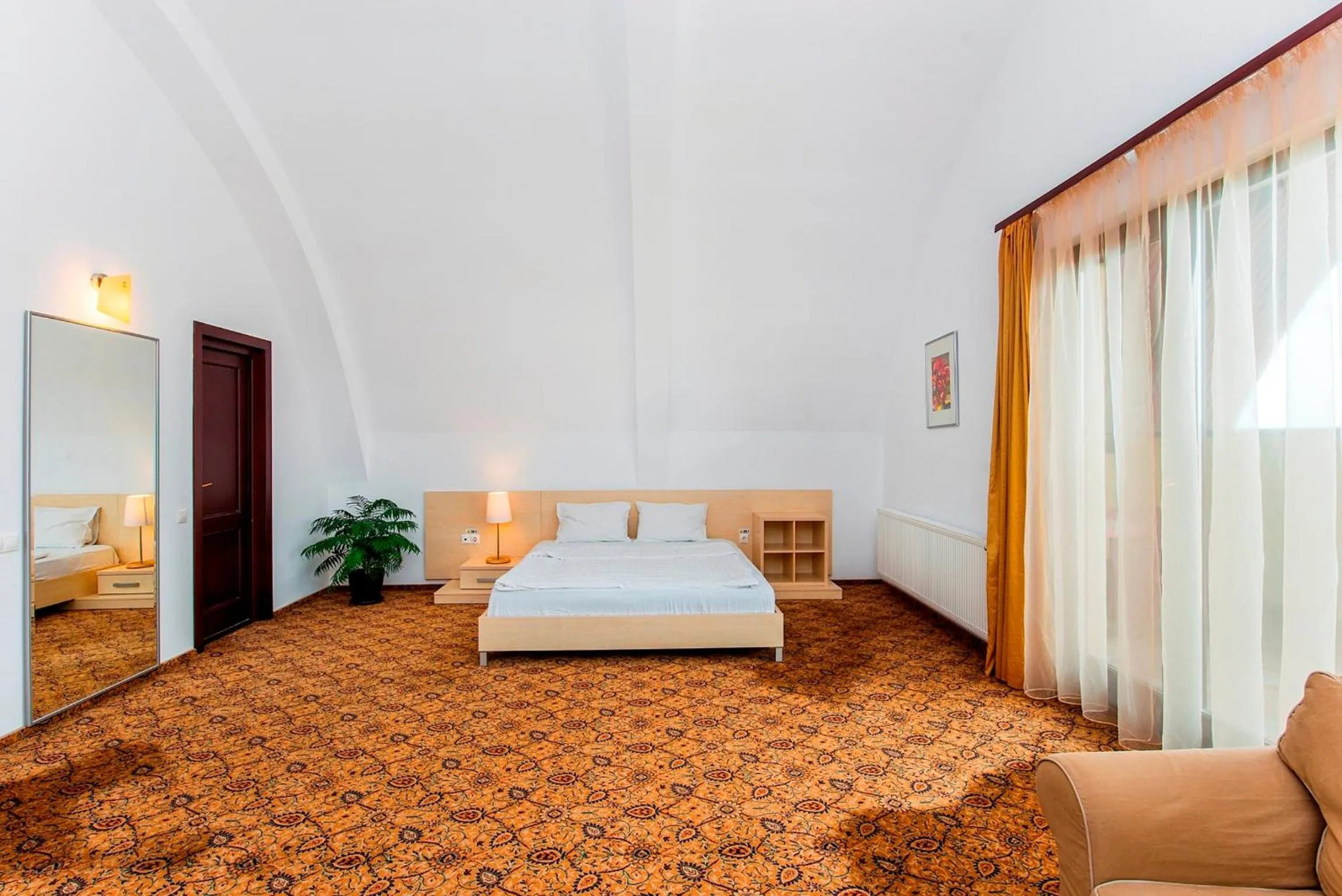 Bed in AselTur Brasov