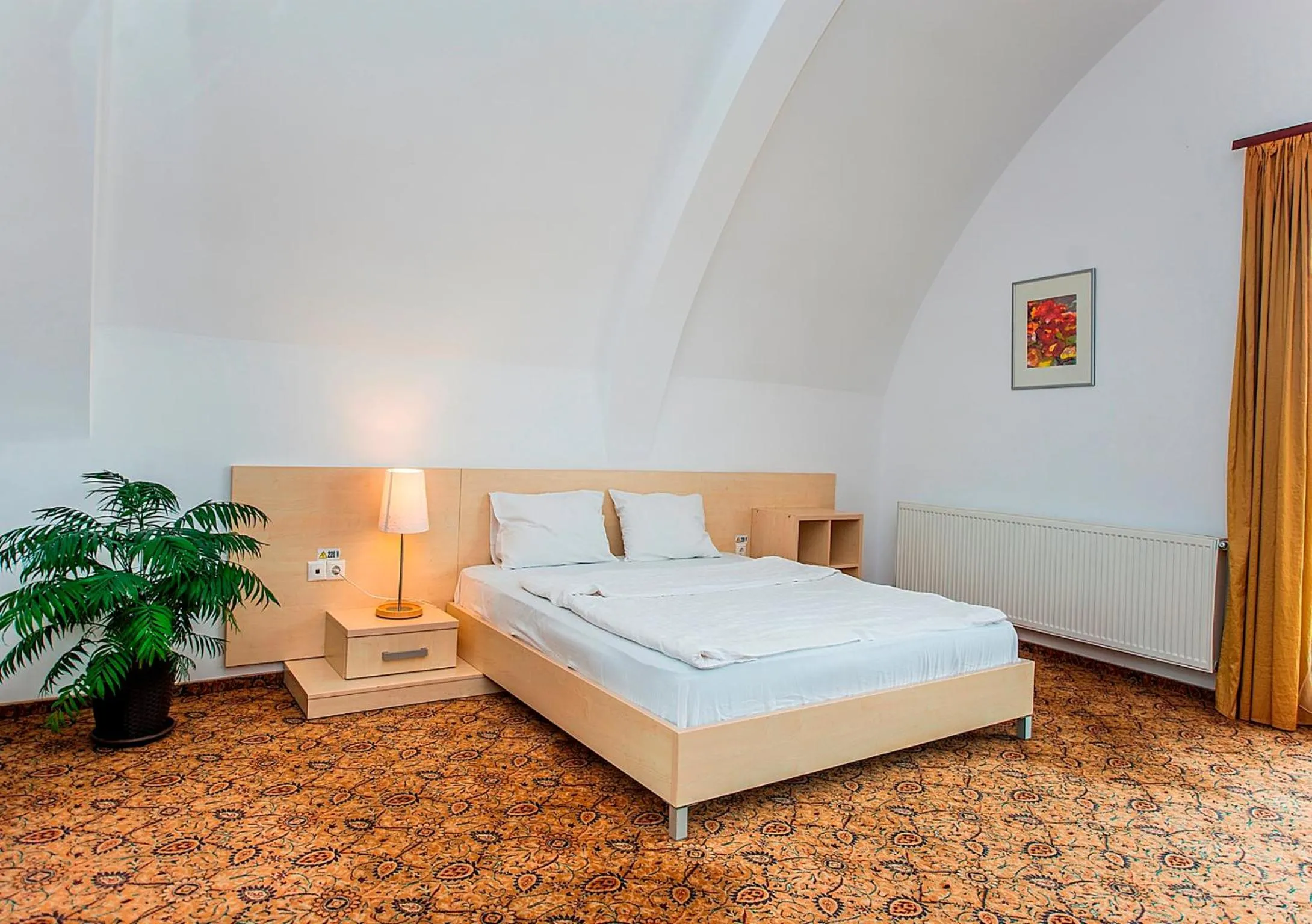 Bed in AselTur Brasov
