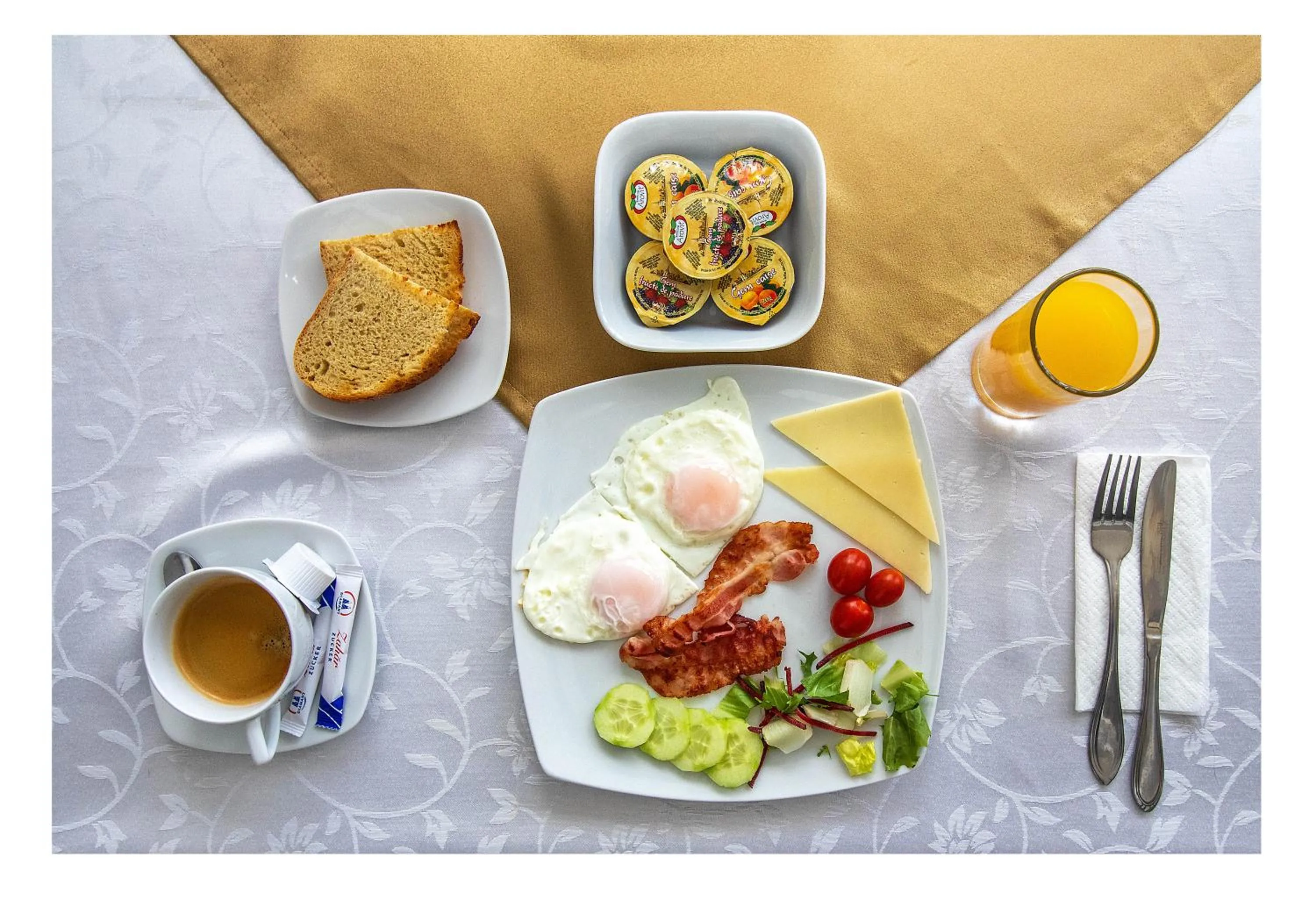 Food close-up in AselTur Brasov