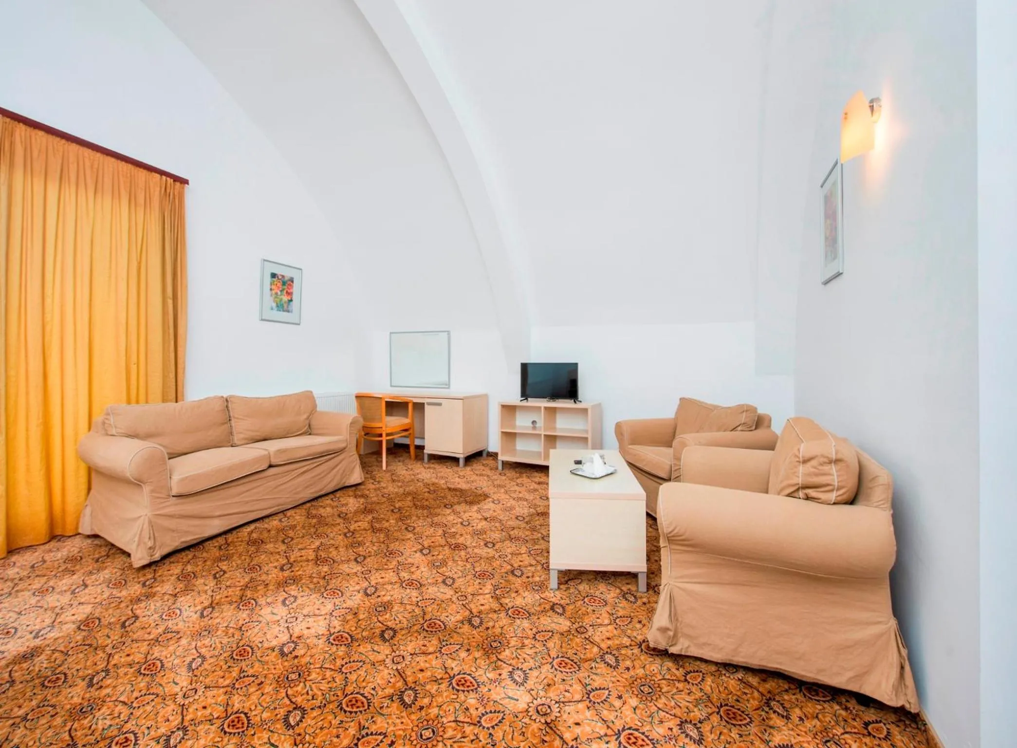 Seating area in AselTur Brasov