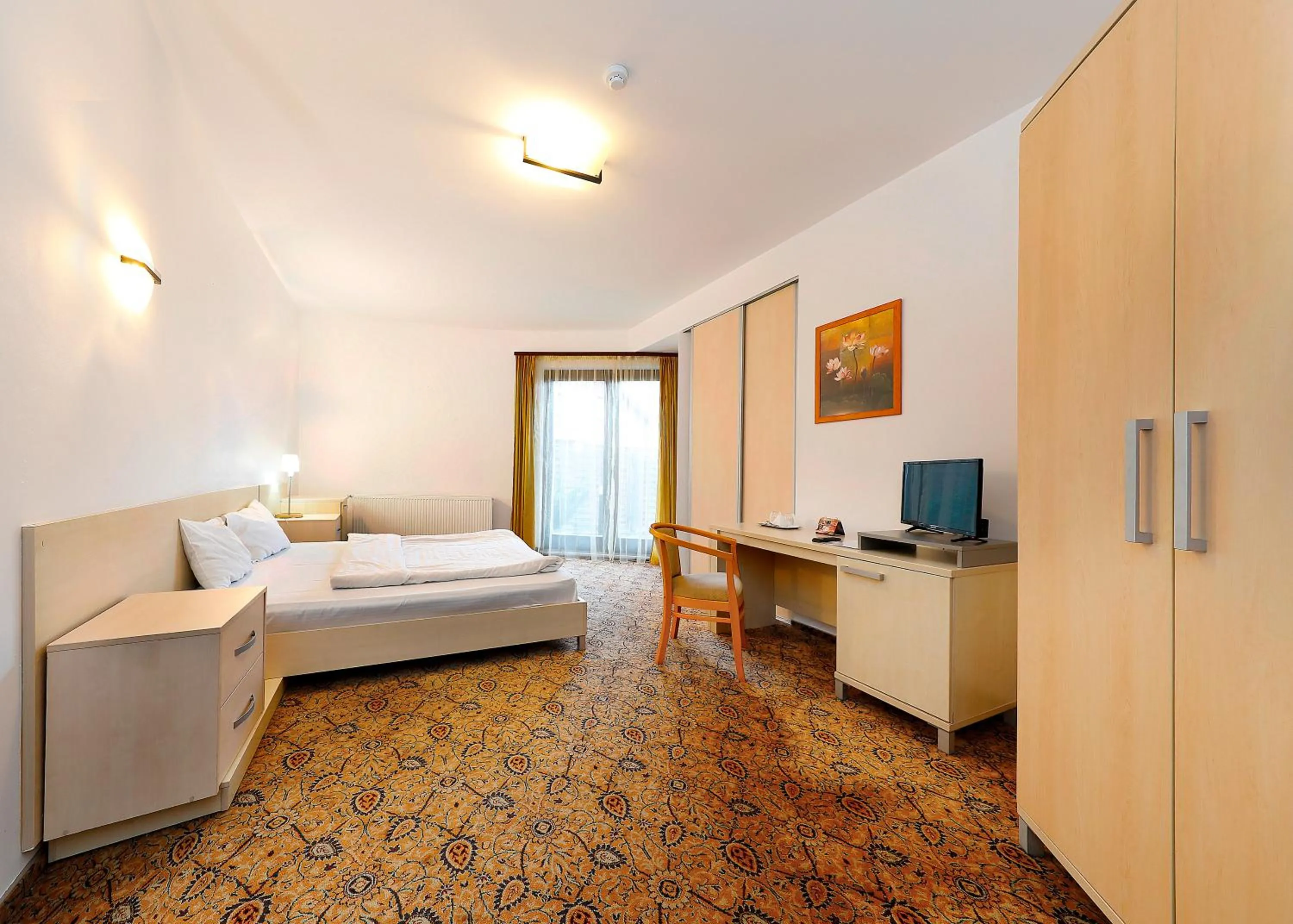 Photo of the whole room, Bed in AselTur Brasov