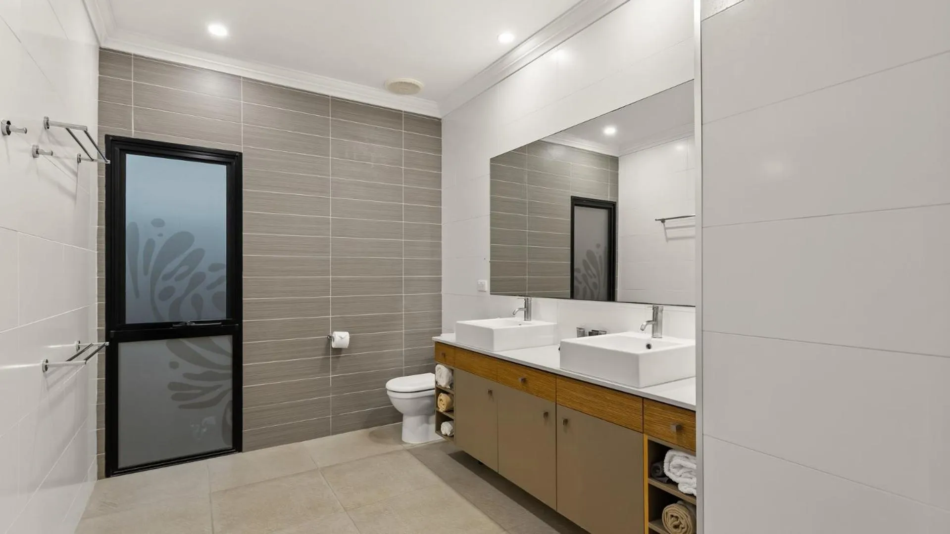 Bathroom in The Pearle of Cable Beach