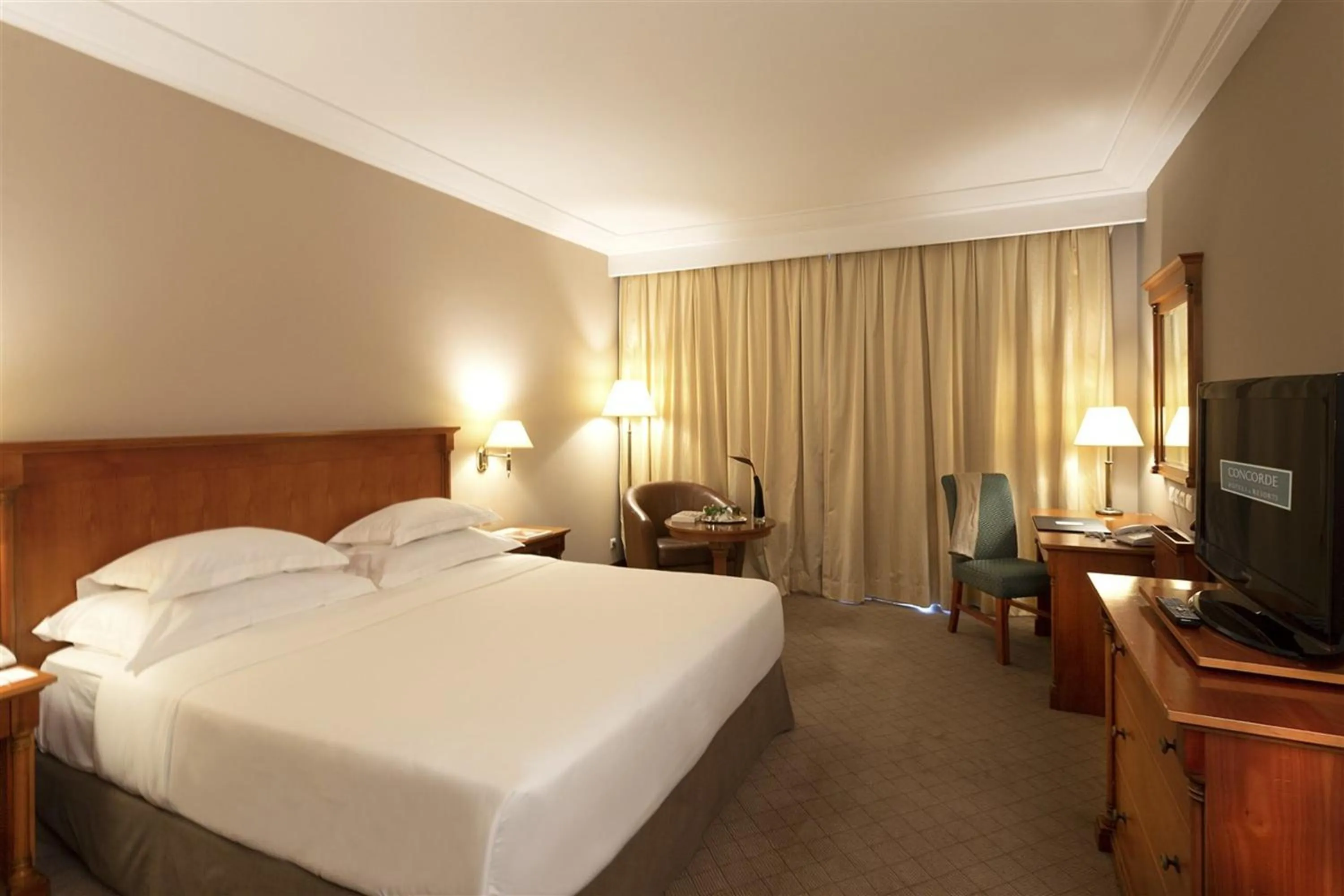 Bedroom, Bed in Concorde Les Berges du Lac