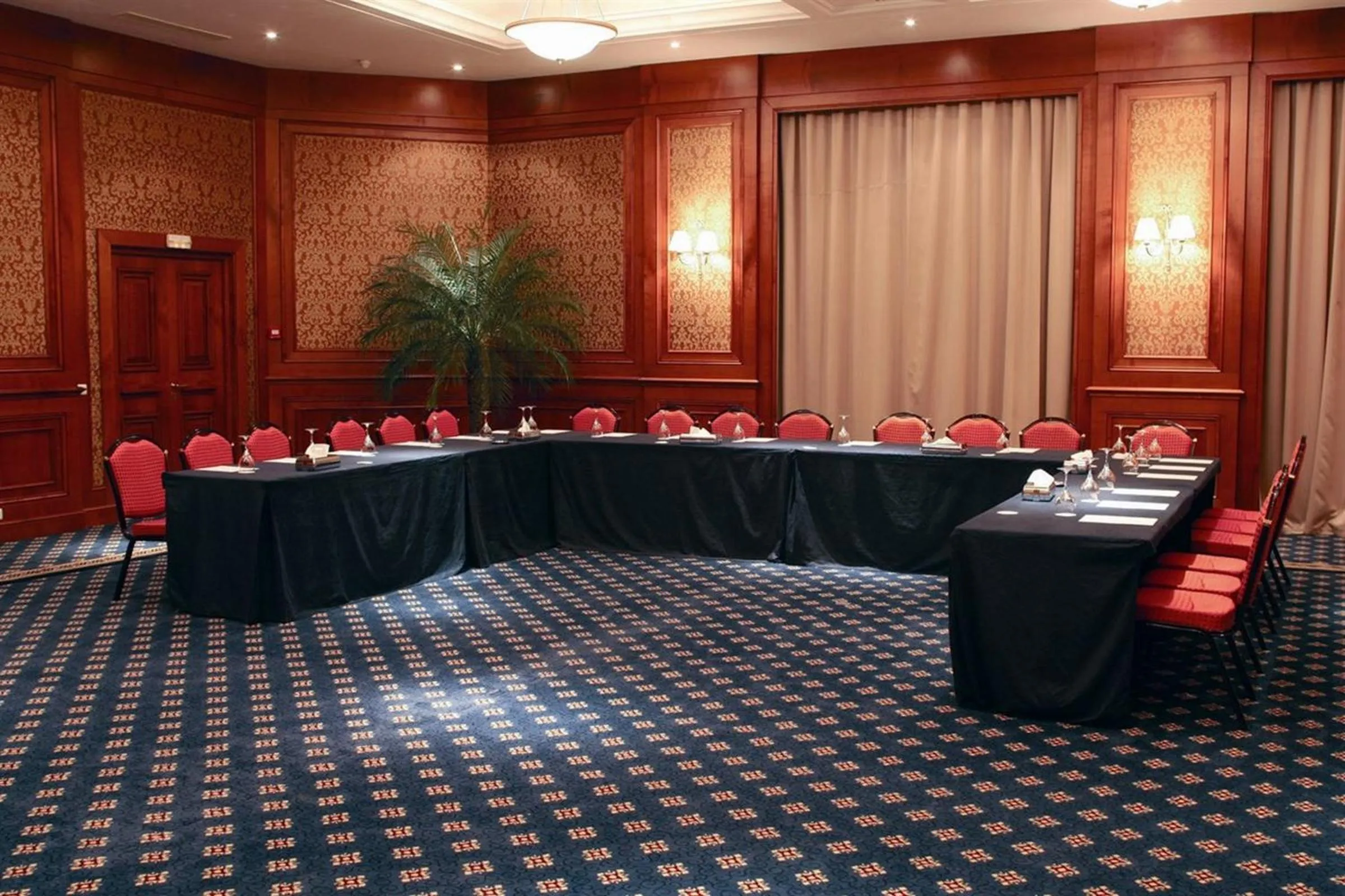 Business facilities in Concorde Les Berges du Lac