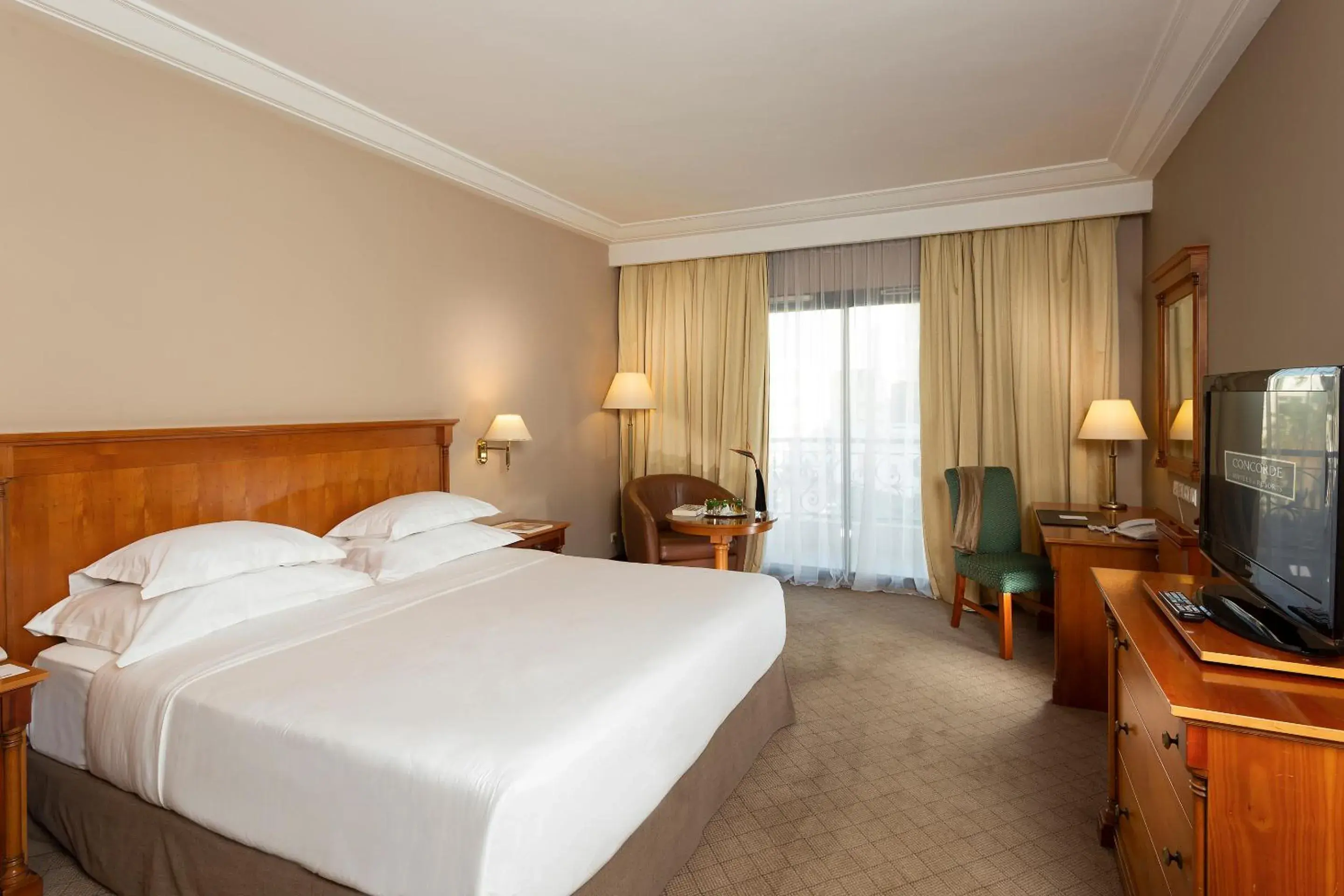 Photo of the whole room, Bed in Concorde Les Berges du Lac Photo of the whole room, Bed in Concorde Les Berges du Lac