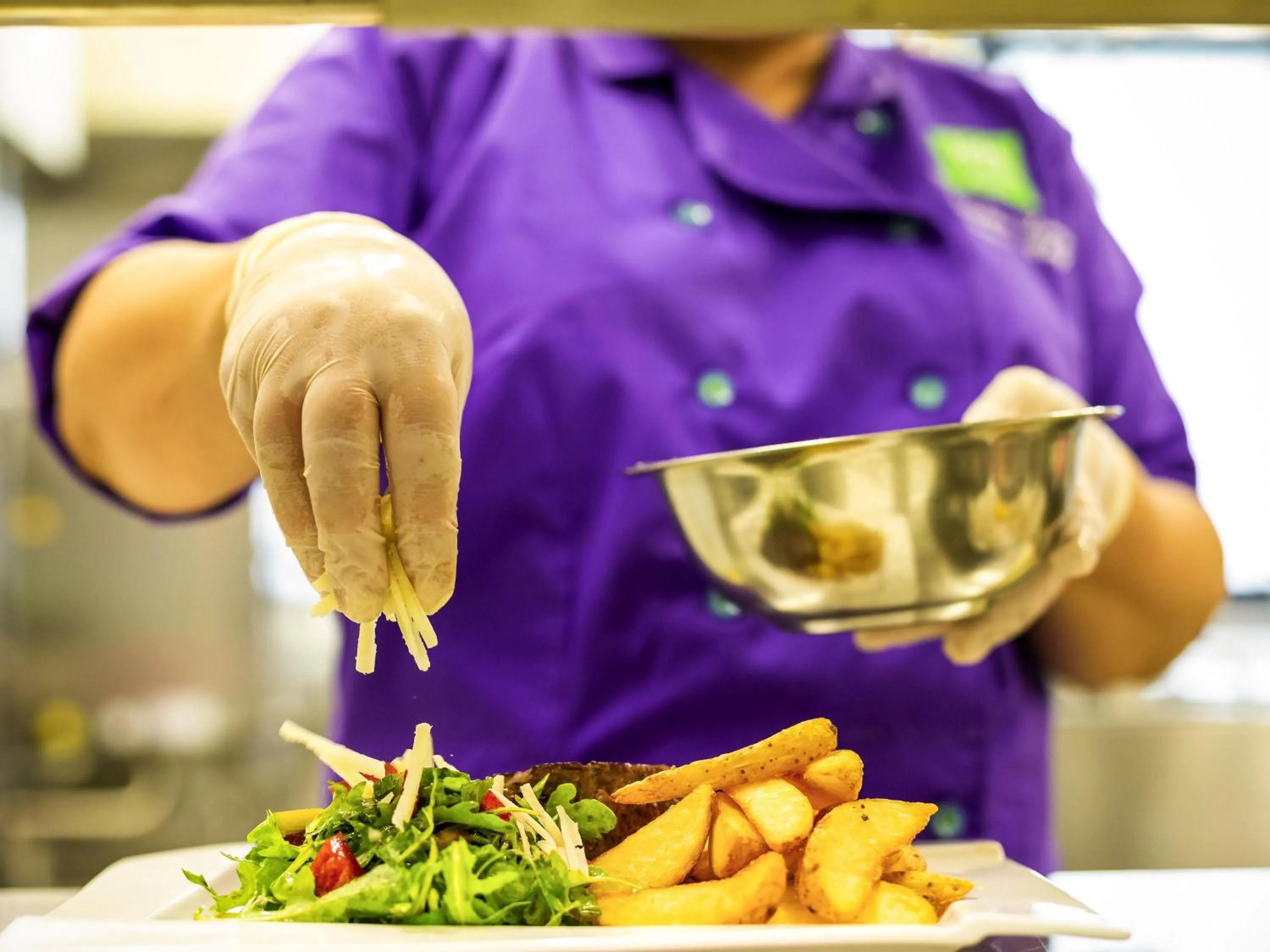 Restaurant/places to eat in ibis Styles Bucharest Erbas