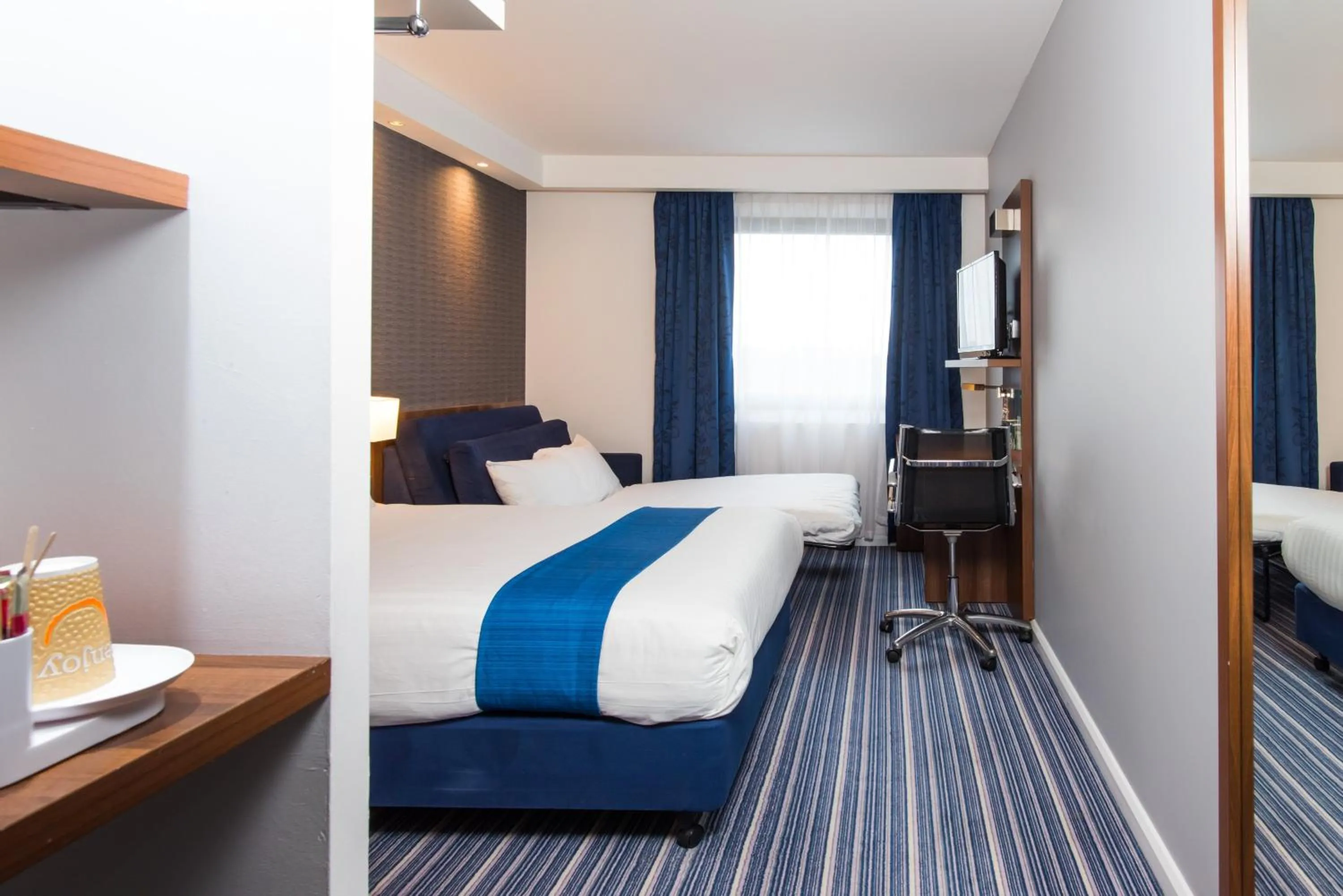 Photo of the whole room in Holiday Inn Express Tamworth by IHG