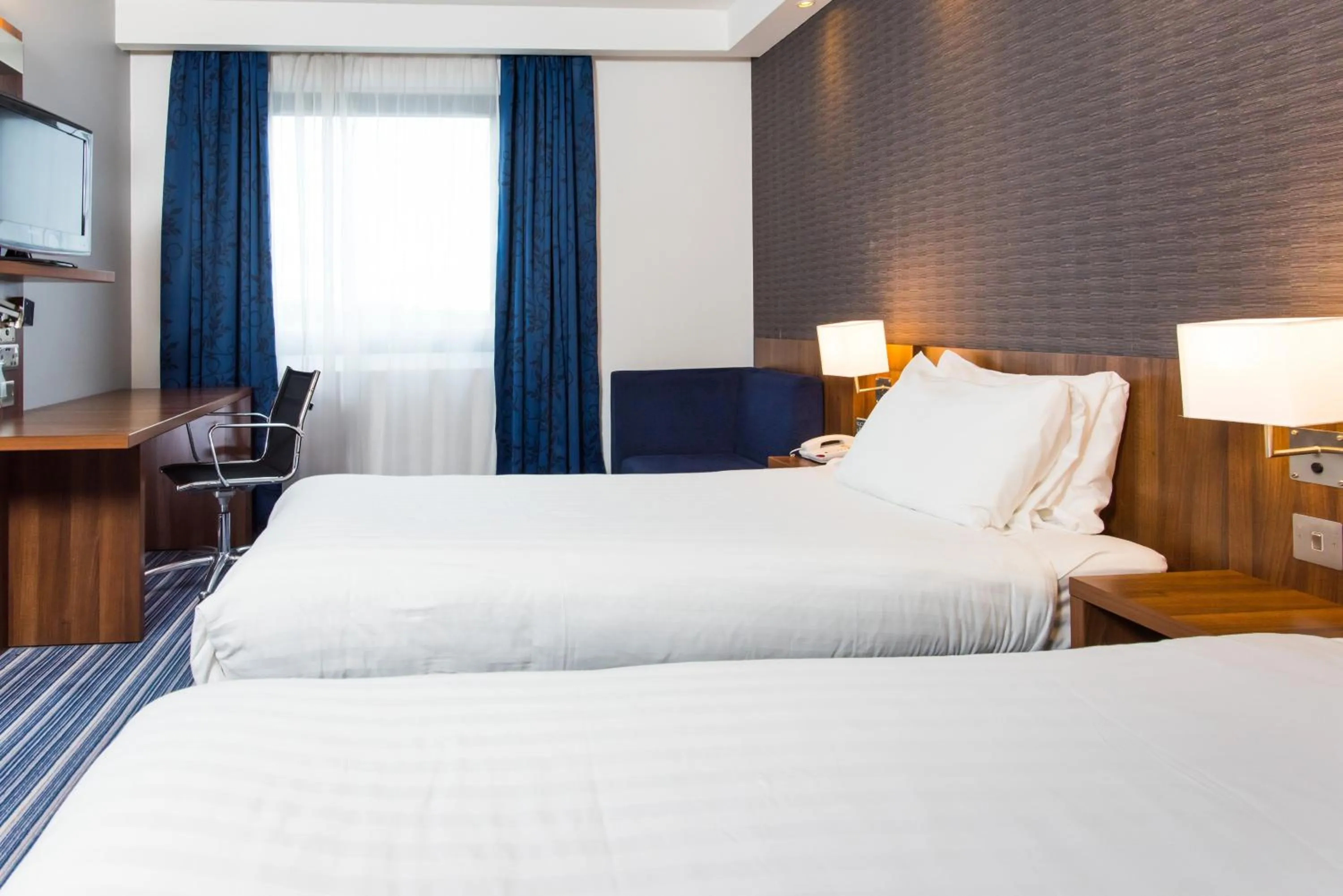 Photo of the whole room in Holiday Inn Express Tamworth by IHG