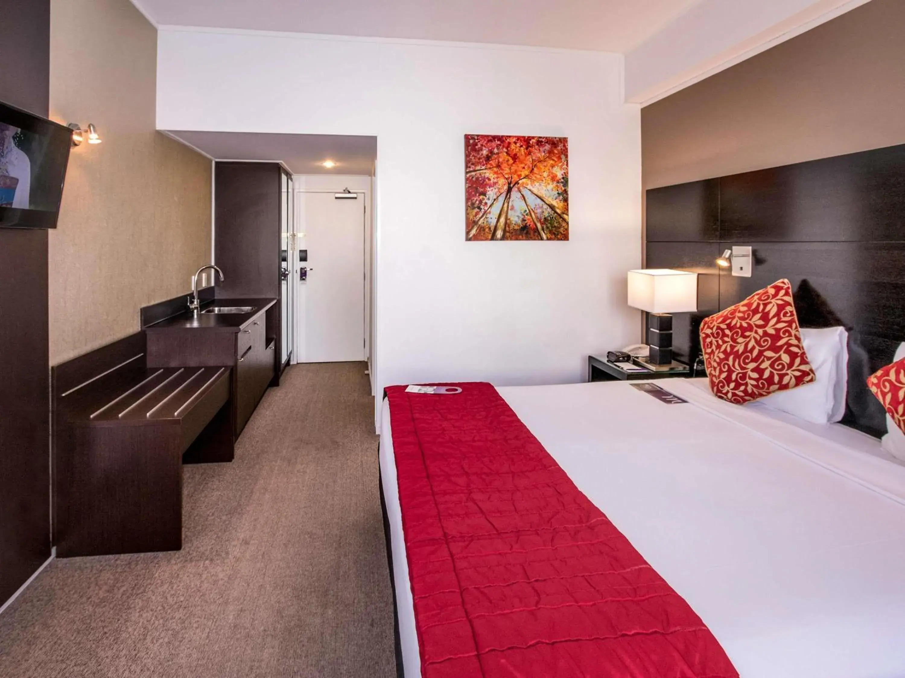 Bedroom, Bed in Mercure Wellington Abel Tasman Bedroom, Bed in Mercure Wellington Abel Tasman