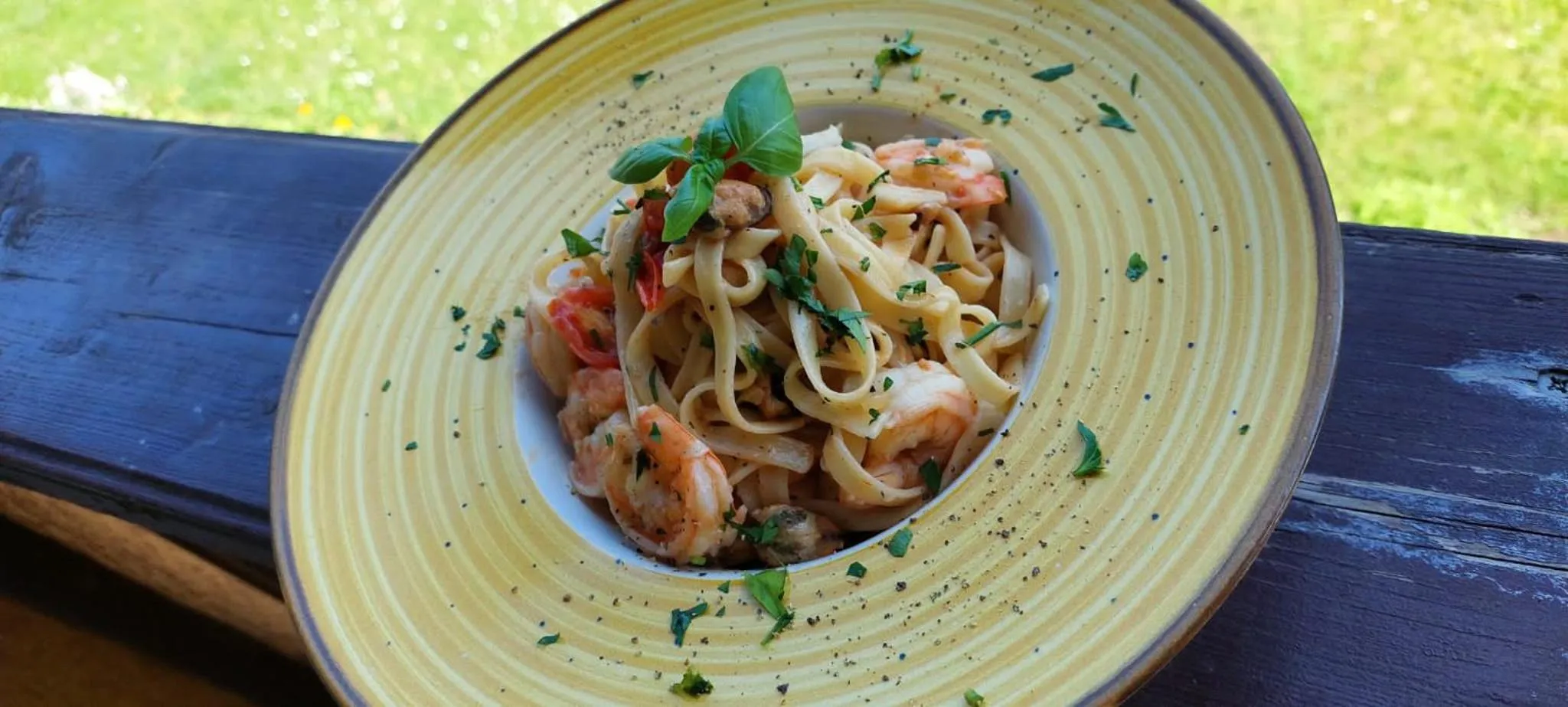 Restaurant/places to eat in Pension Elegance