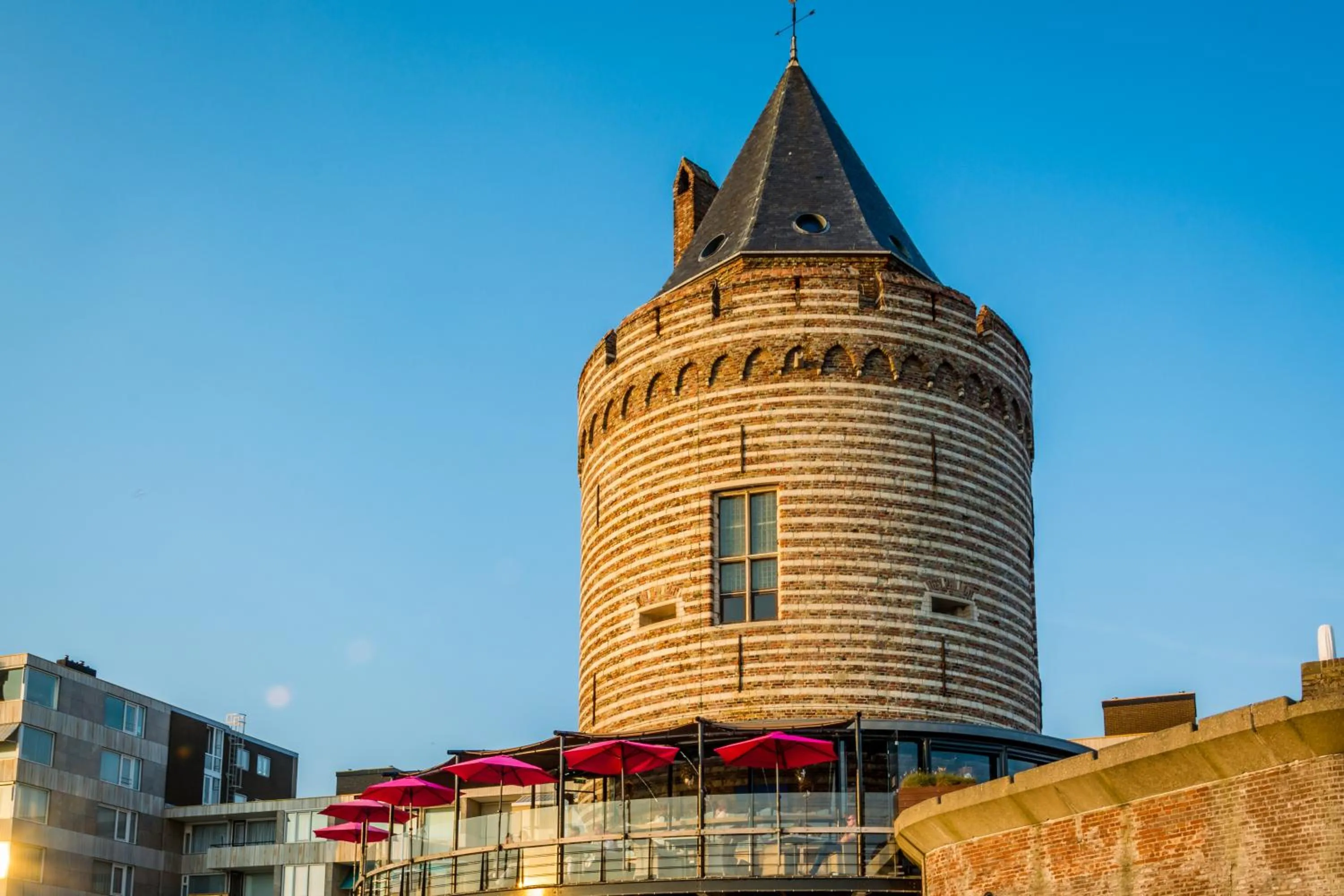 Property building in De Gevangentoren Suite