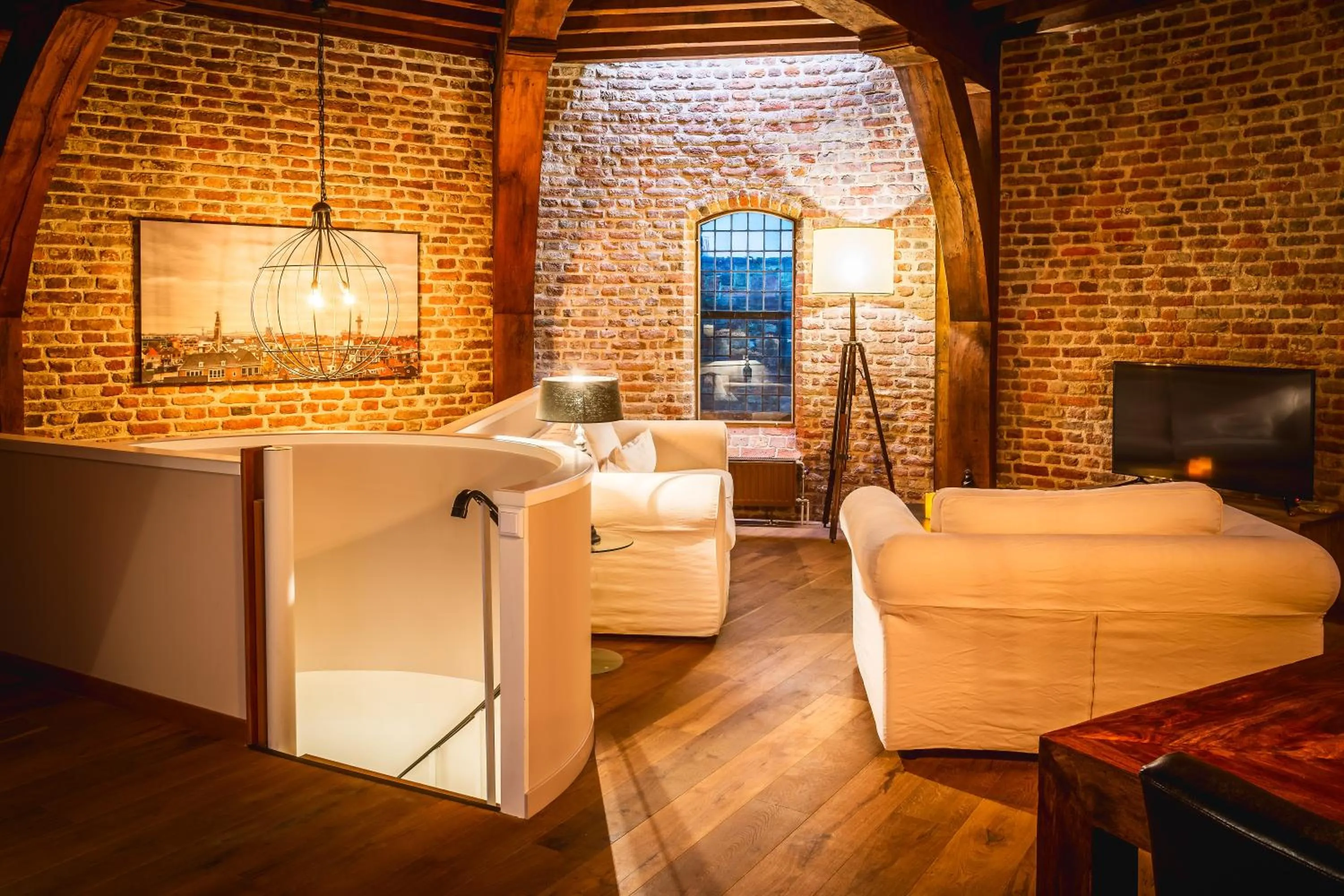 Living room in De Gevangentoren Suite