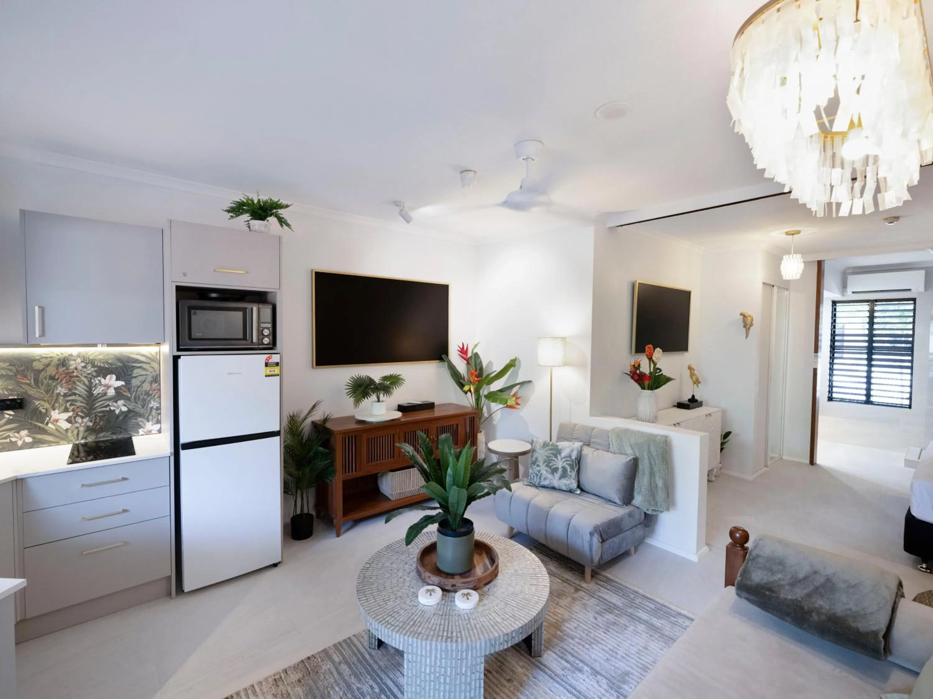 Living room in Hibiscus Resort & Spa - Official Onsite Reception & Check In