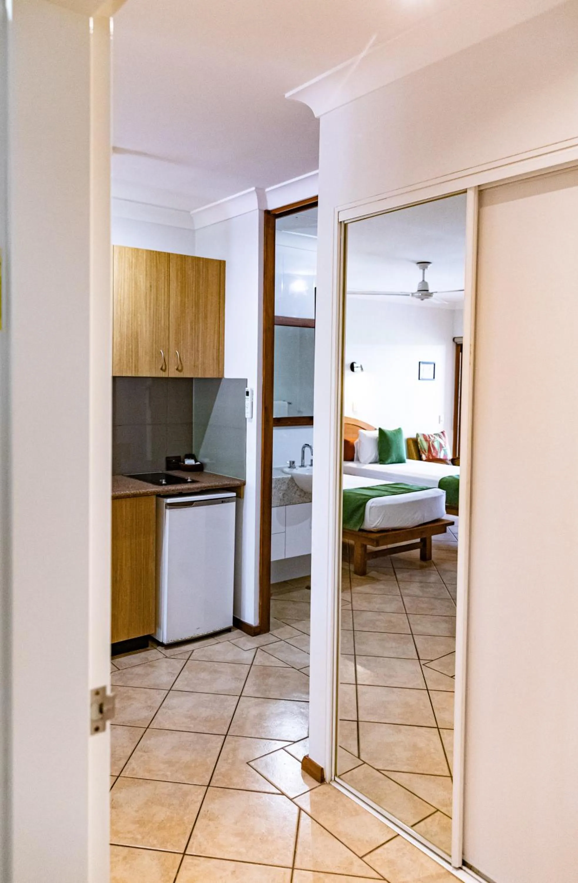 Kitchen or kitchenette in Hibiscus Resort & Spa - Official Onsite Reception & Check In