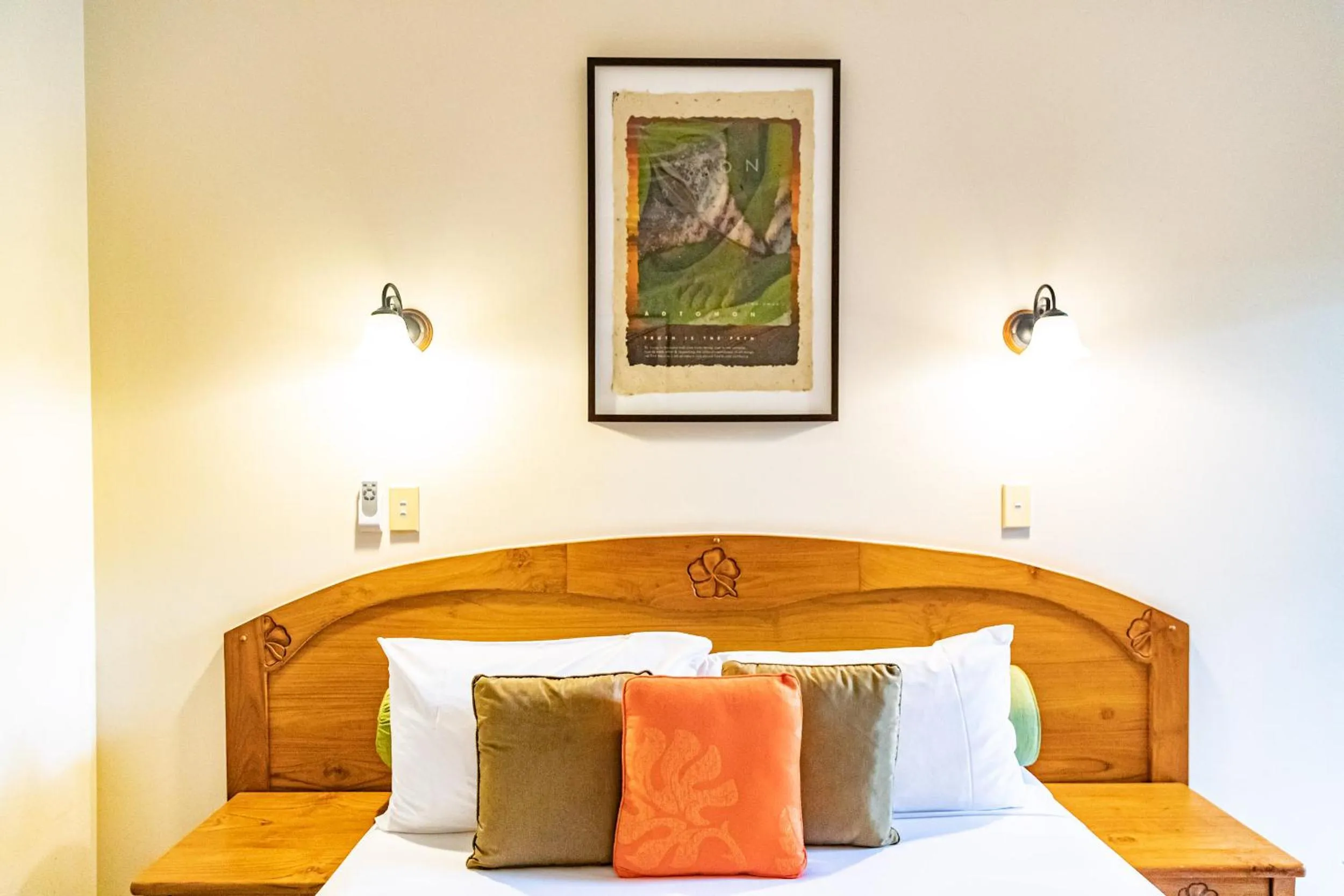 Bedroom, Bed in Hibiscus Resort & Spa - Official Onsite Reception & Check In