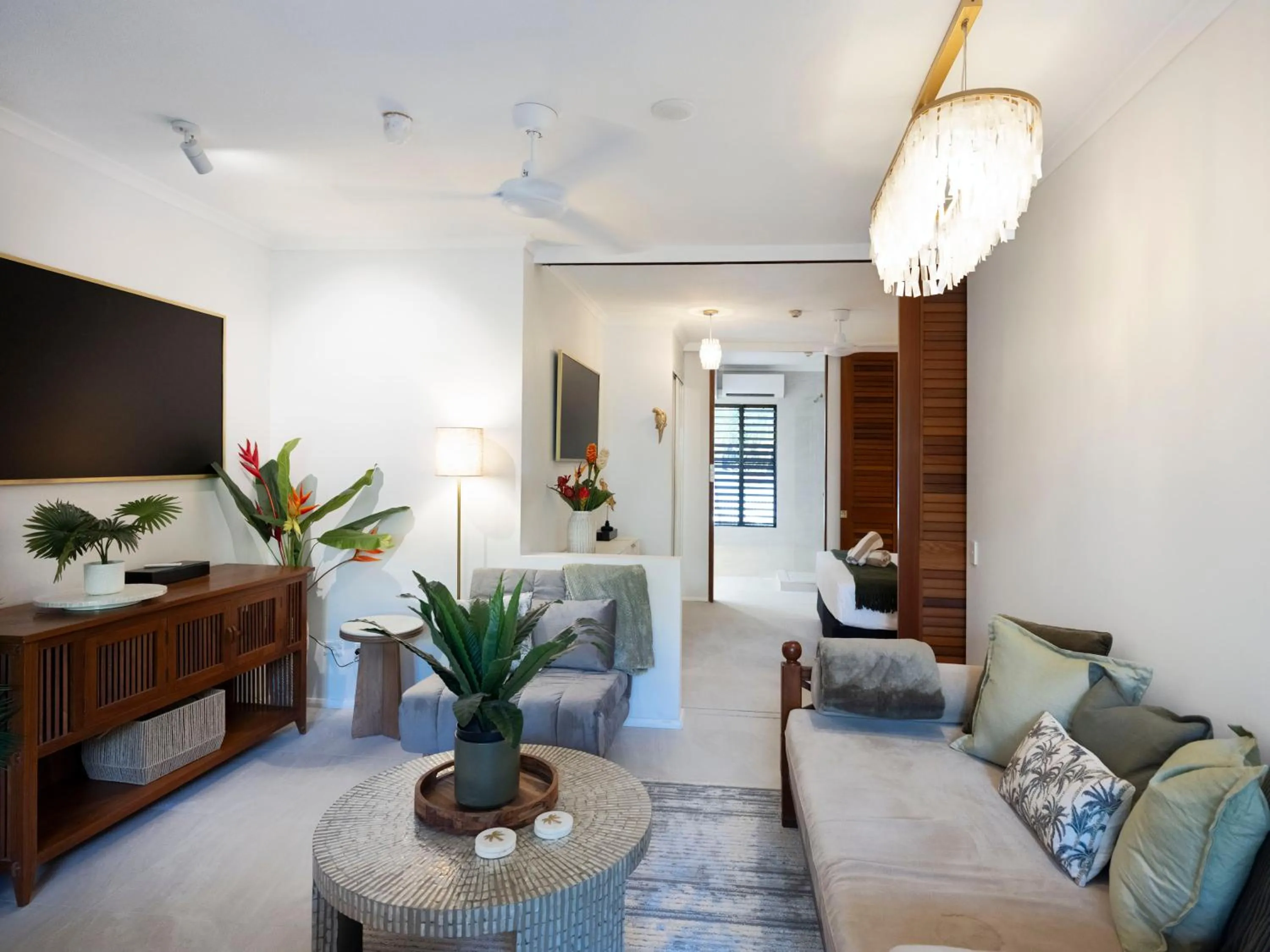 Living room in Hibiscus Resort & Spa - Official Onsite Reception & Check In