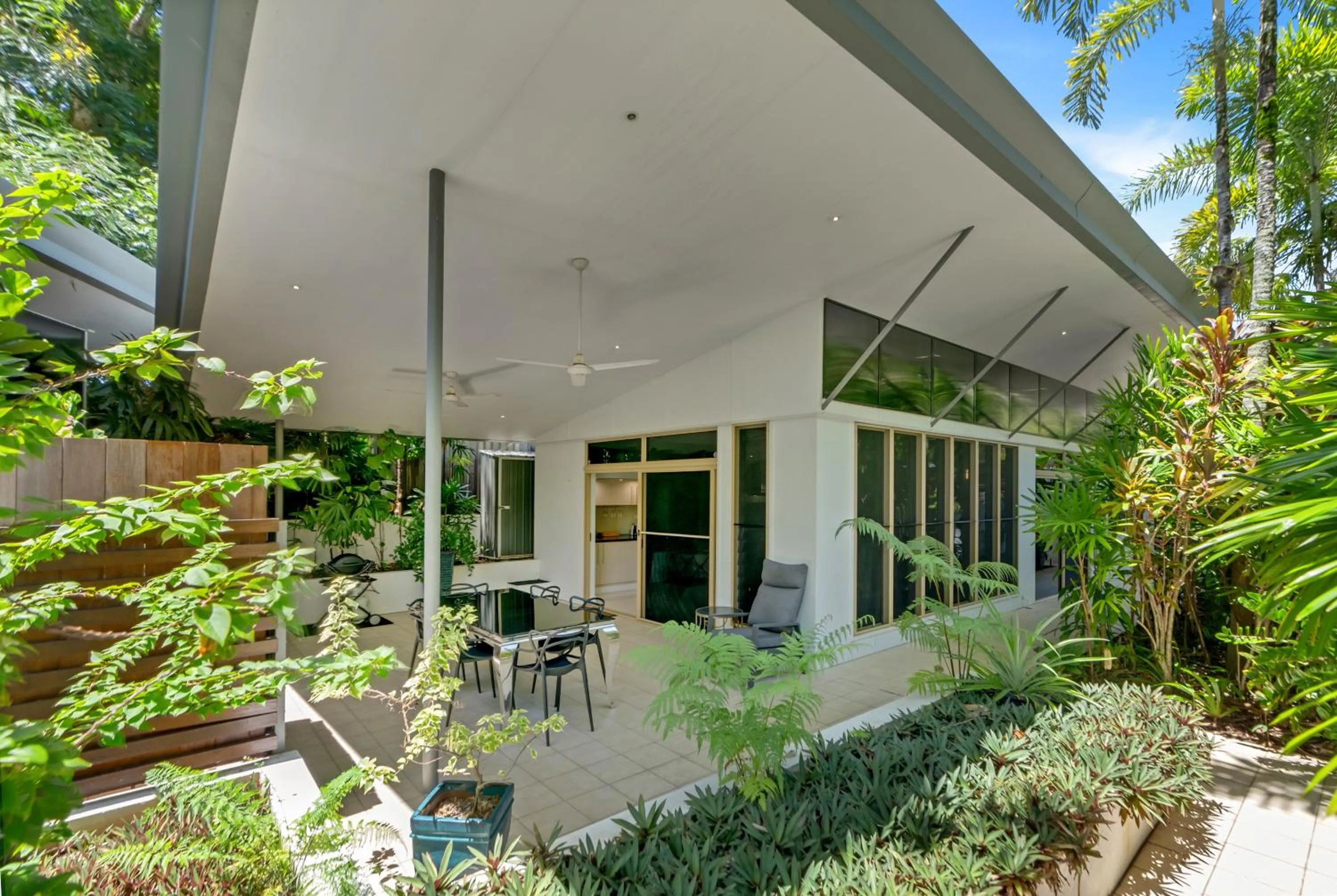 Patio in Sanctuary Palm Cove