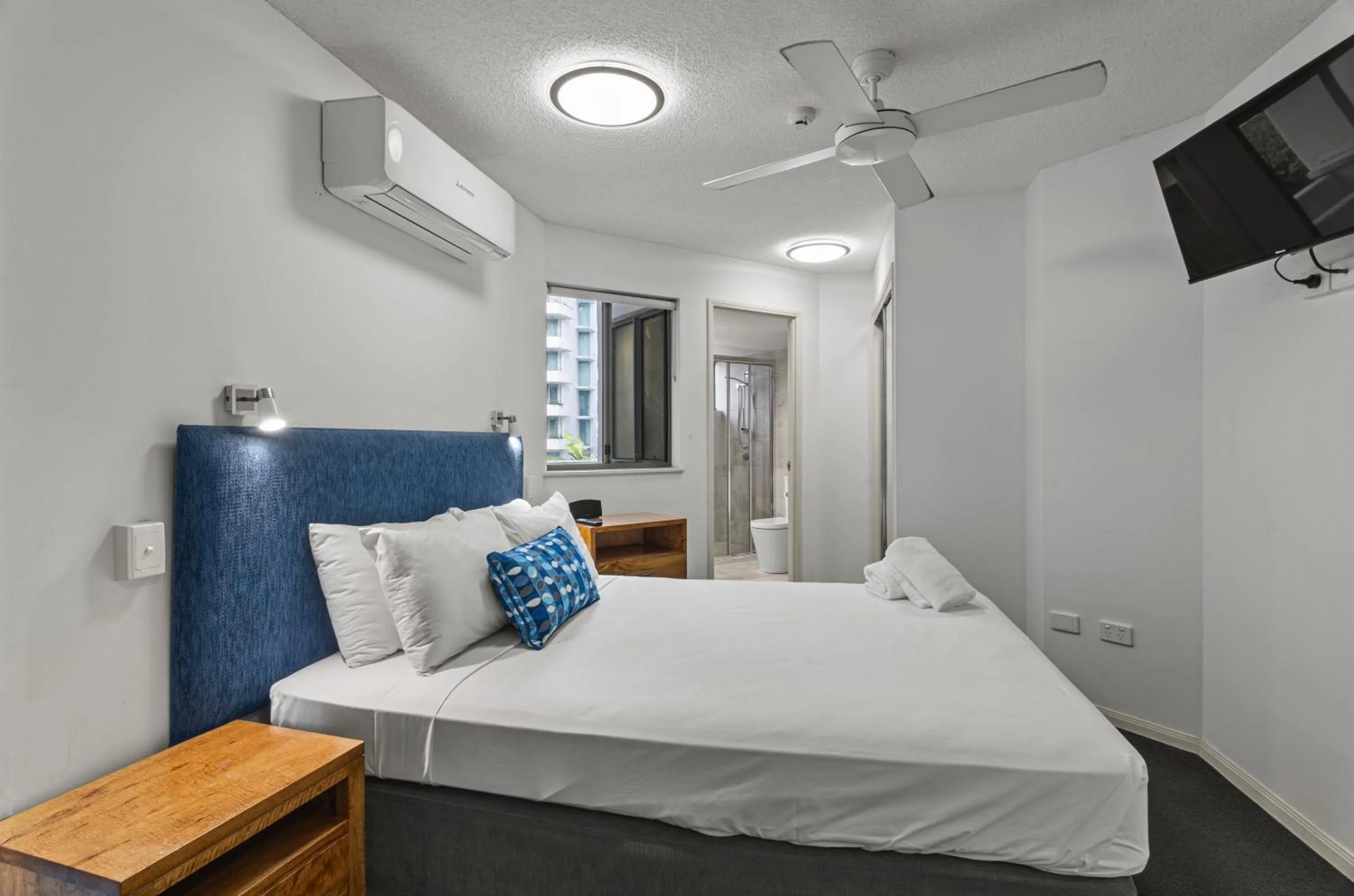 Bed in Malibu Apartments