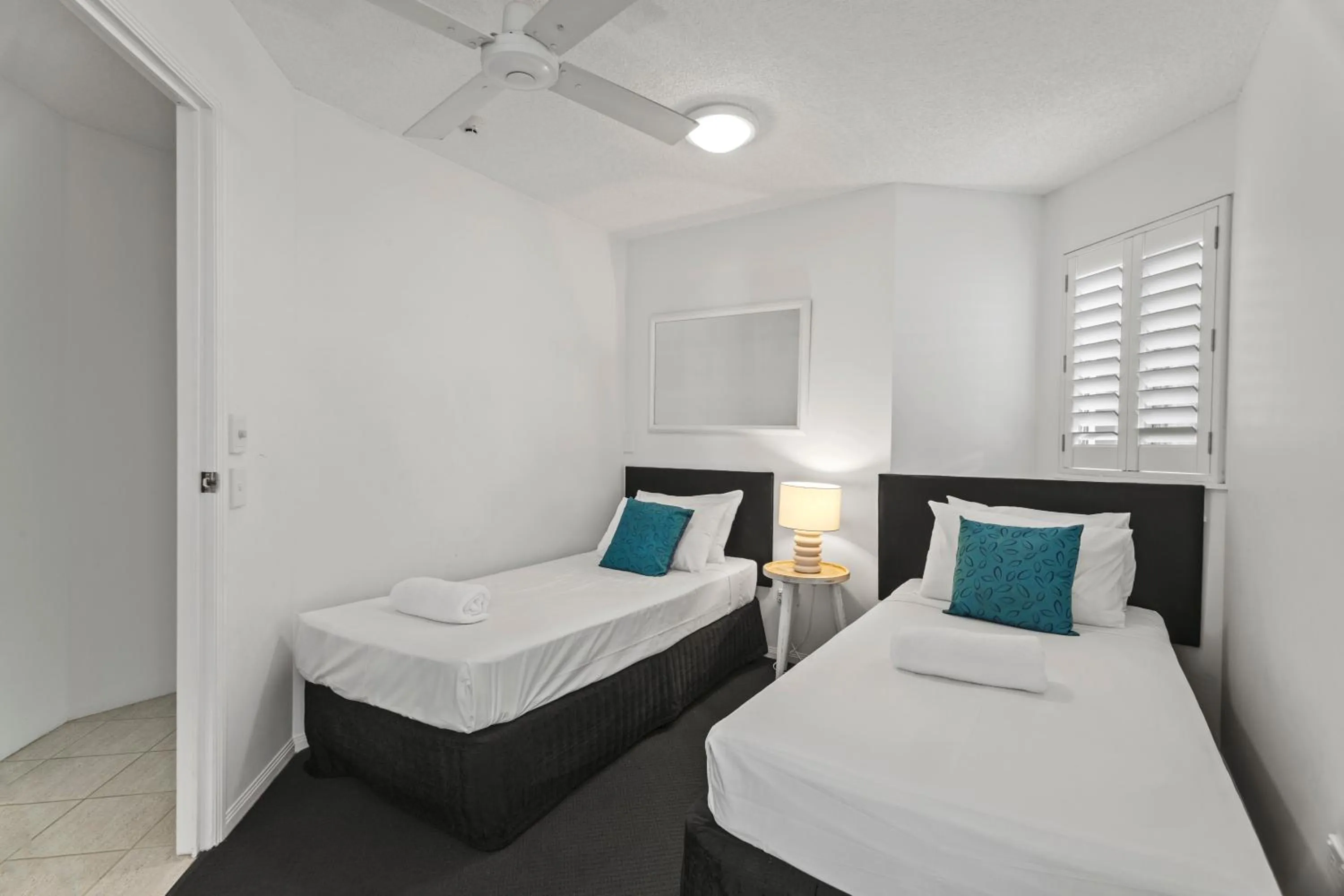 Bed in Malibu Apartments