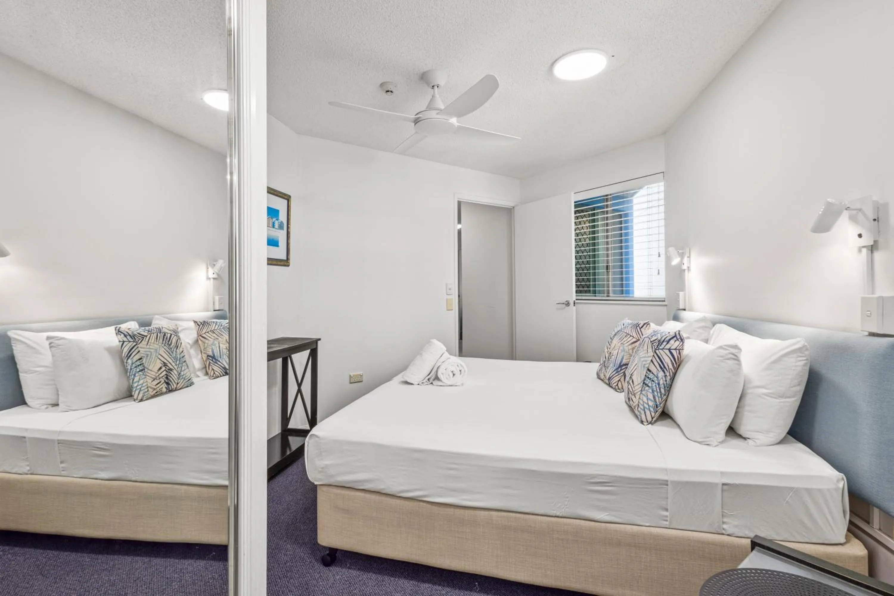 Bedroom, Bed in Malibu Apartments