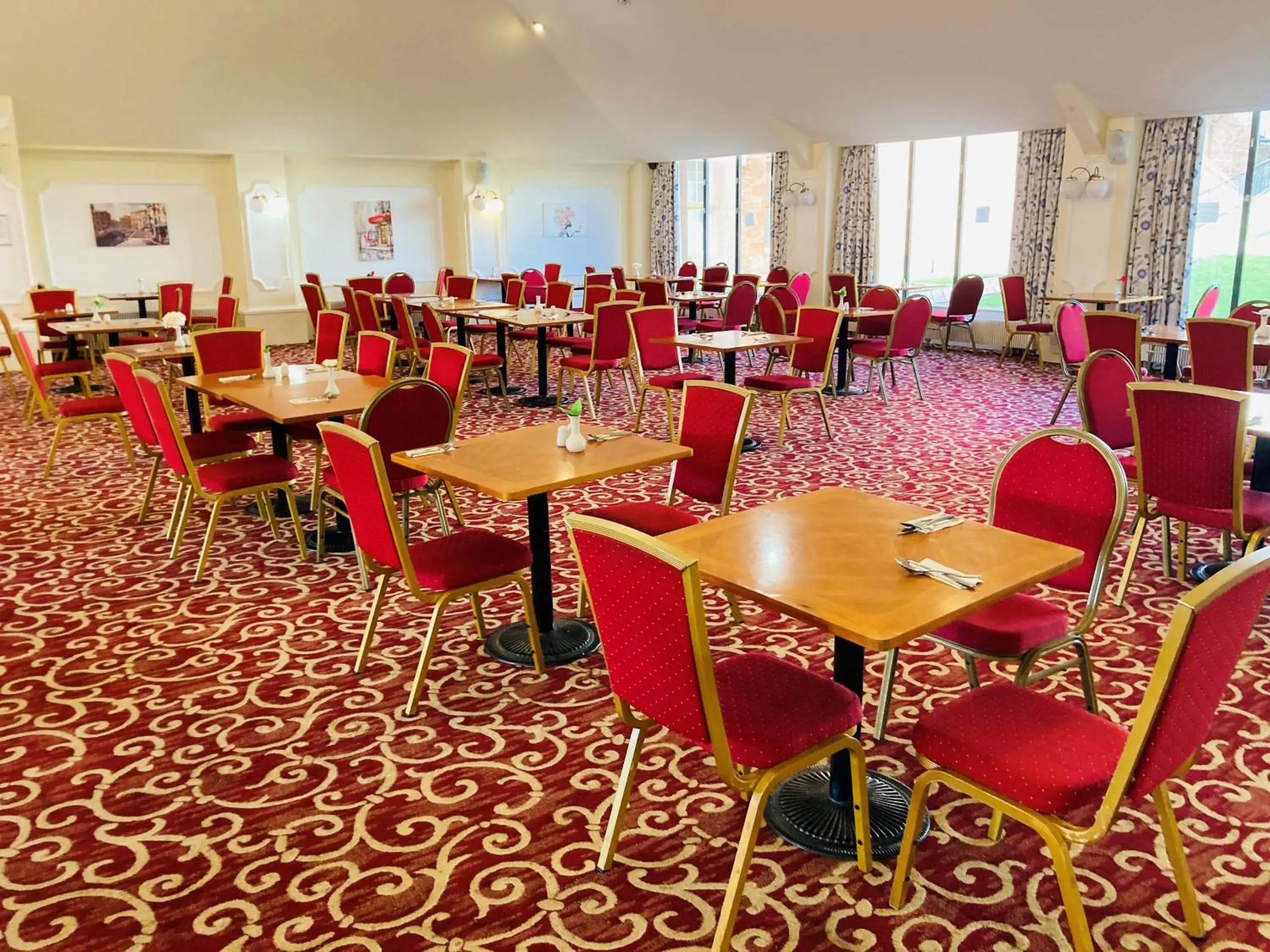 Restaurant/places to eat in Adamton Country House Hotel Restaurant/places to eat in Adamton Country House Hotel