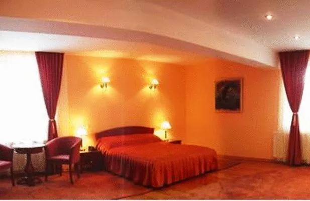 Double Room (1 - 2 Adults) in Hotel Maria