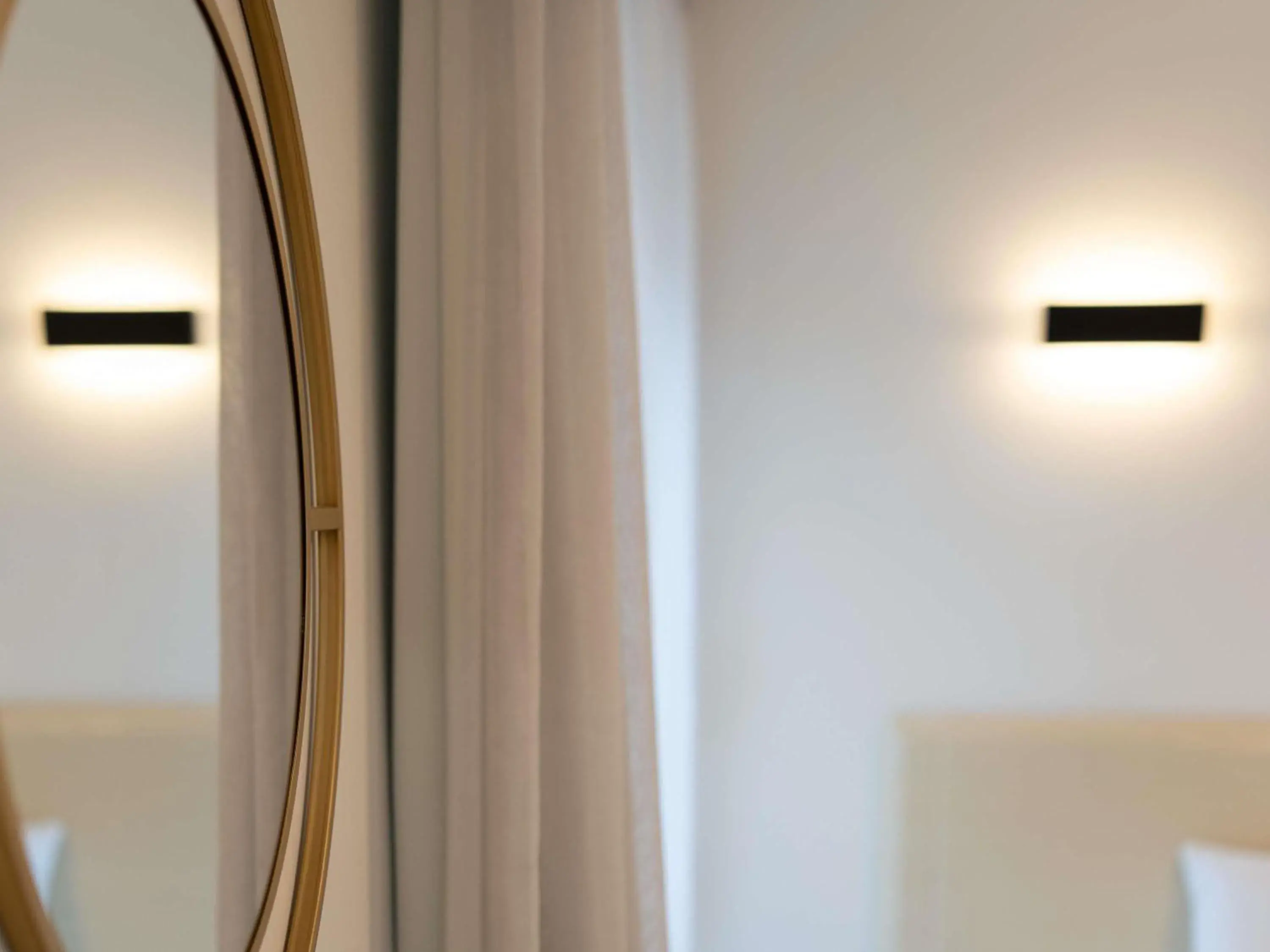 Bedroom in Mercure Wellington Central City Hotel and Apartments Bedroom in Mercure Wellington Central City Hotel and Apartments