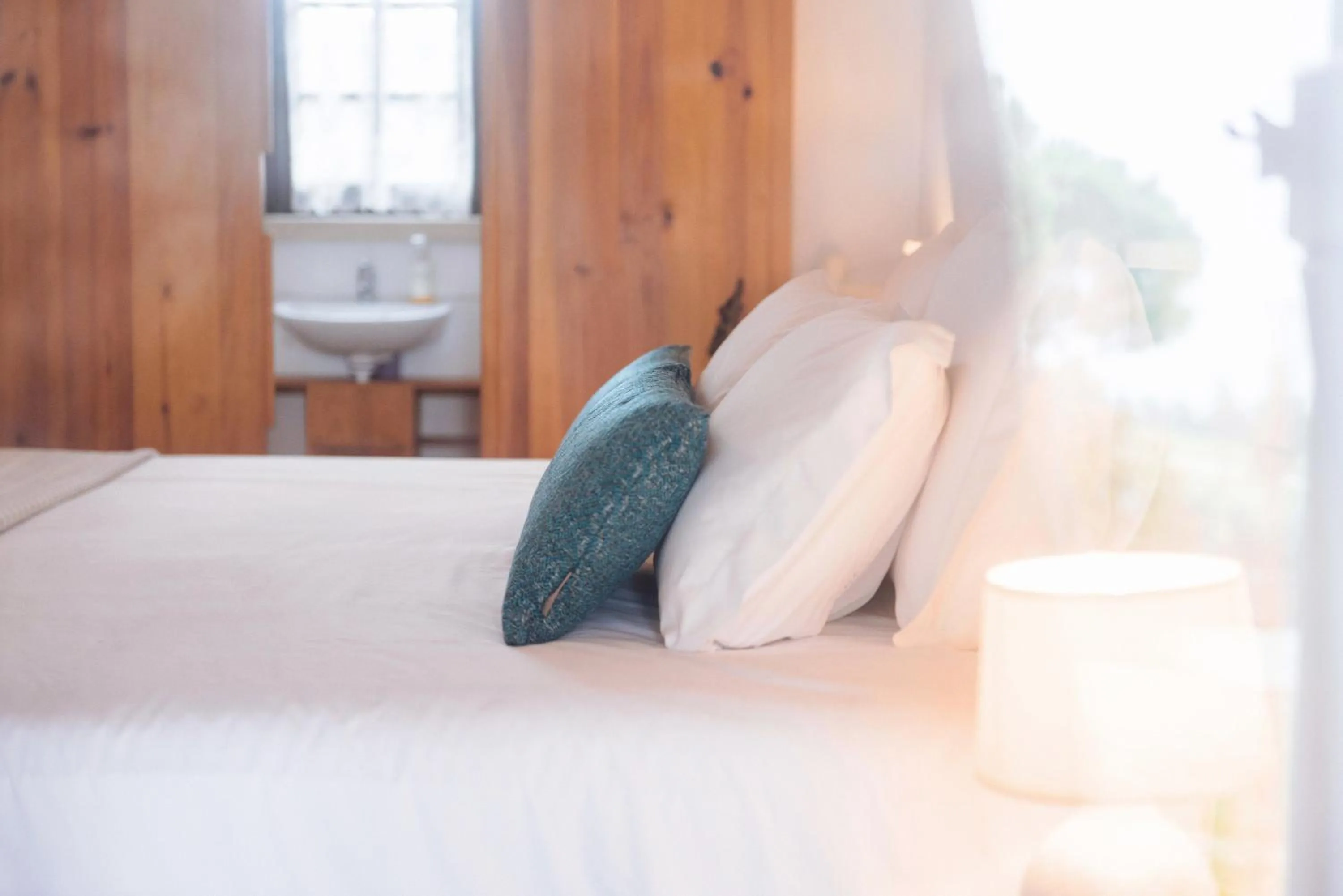 Bedroom, Bed in Surf Vilas by Laneez Ericeira