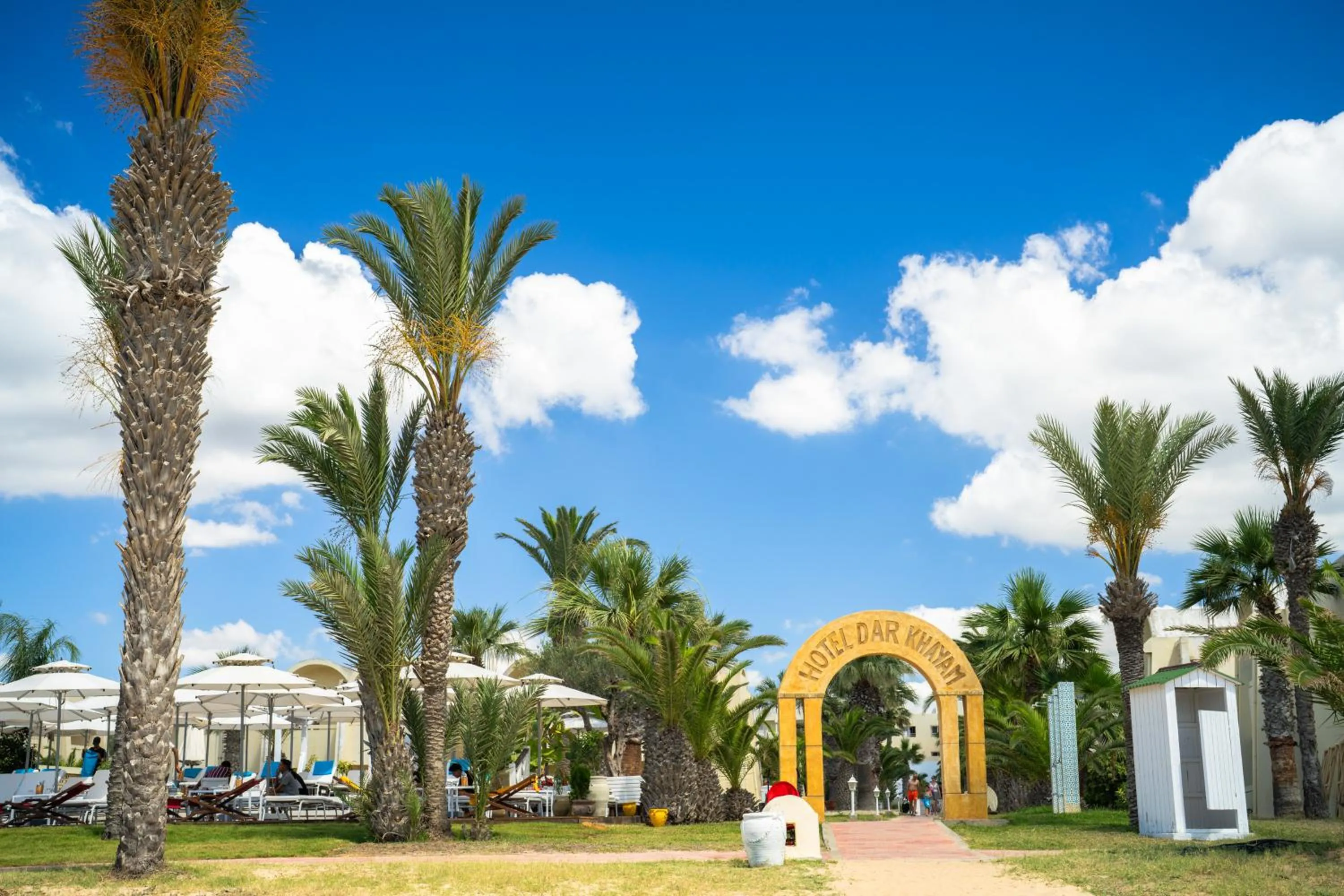 Property building in Dar Khayam