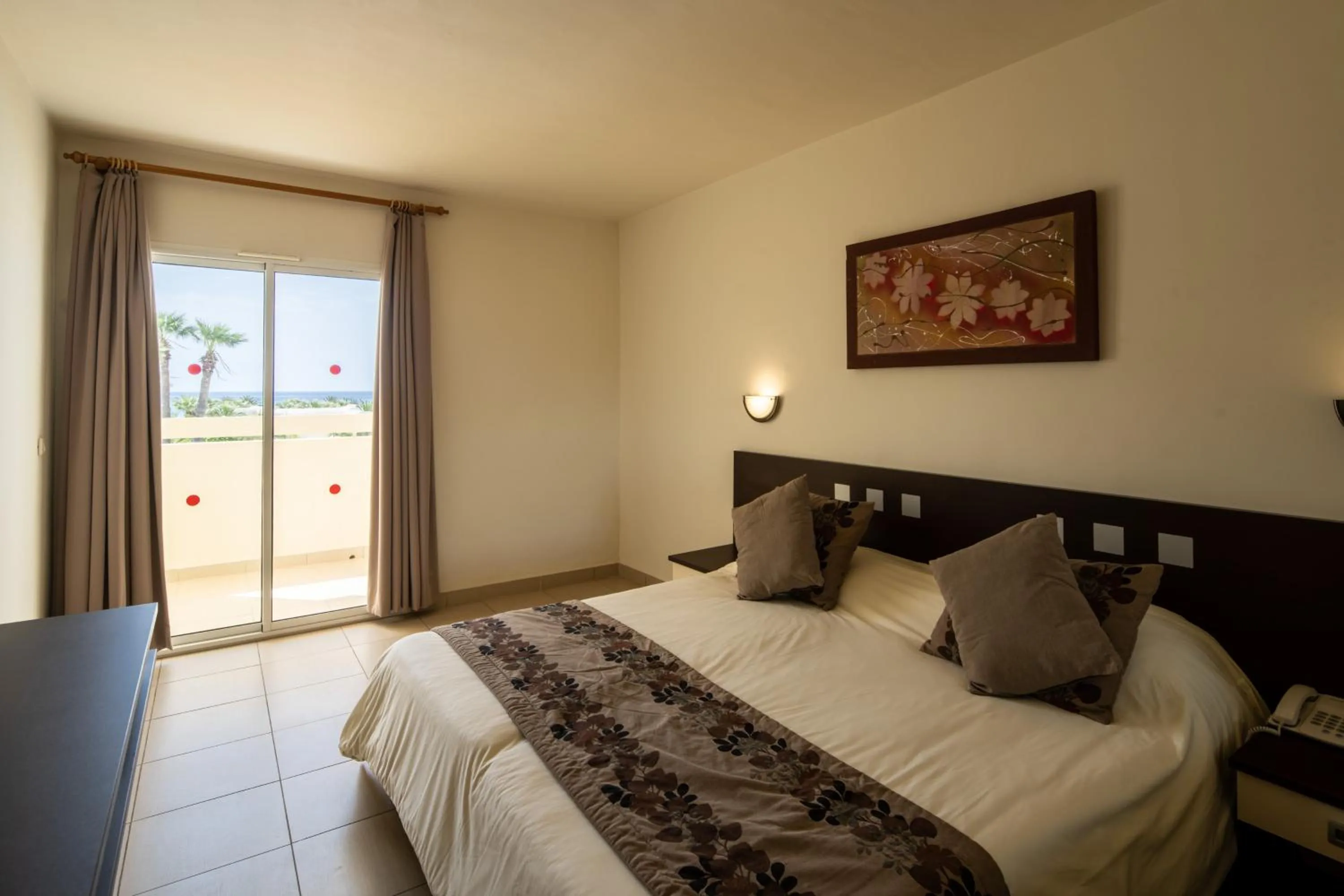 Sea view, Bed in Dar Khayam