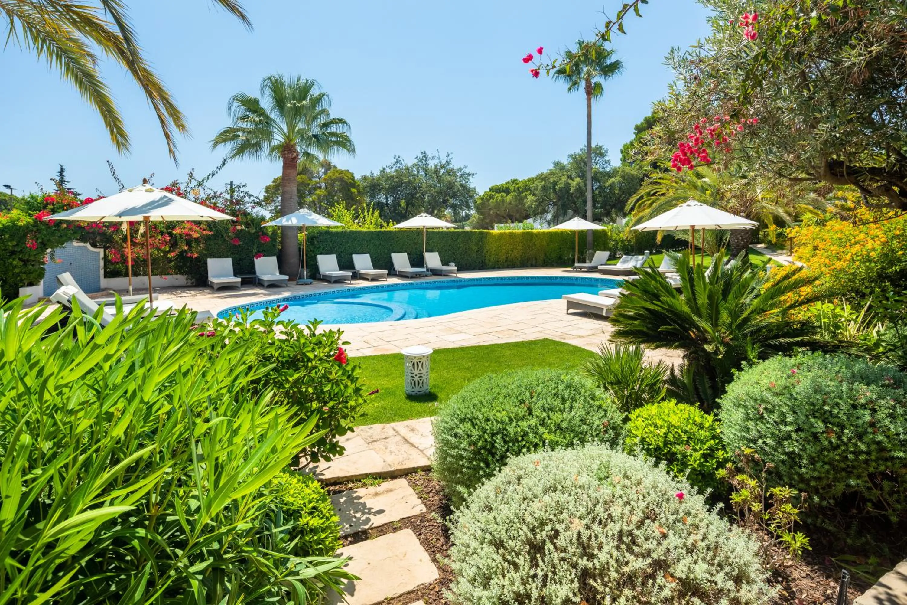 Garden in Vila Balaia - Luxury Boutique Villas