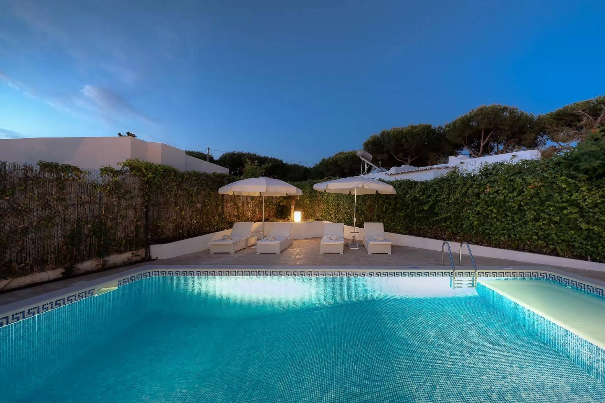 Swimming pool in Vila Balaia - Luxury Boutique Villas