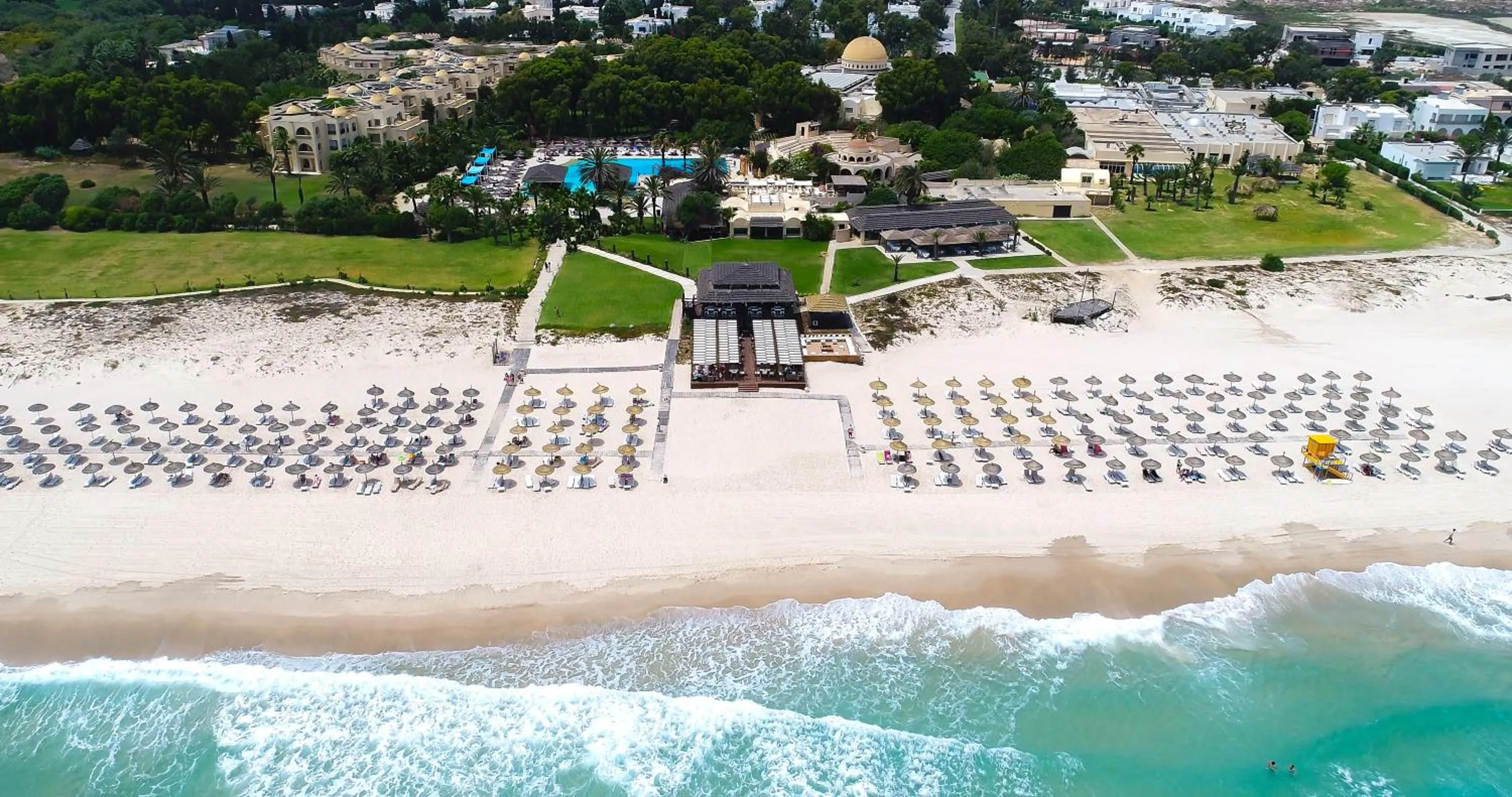 Bird's eye view in Africa Jade Thalasso