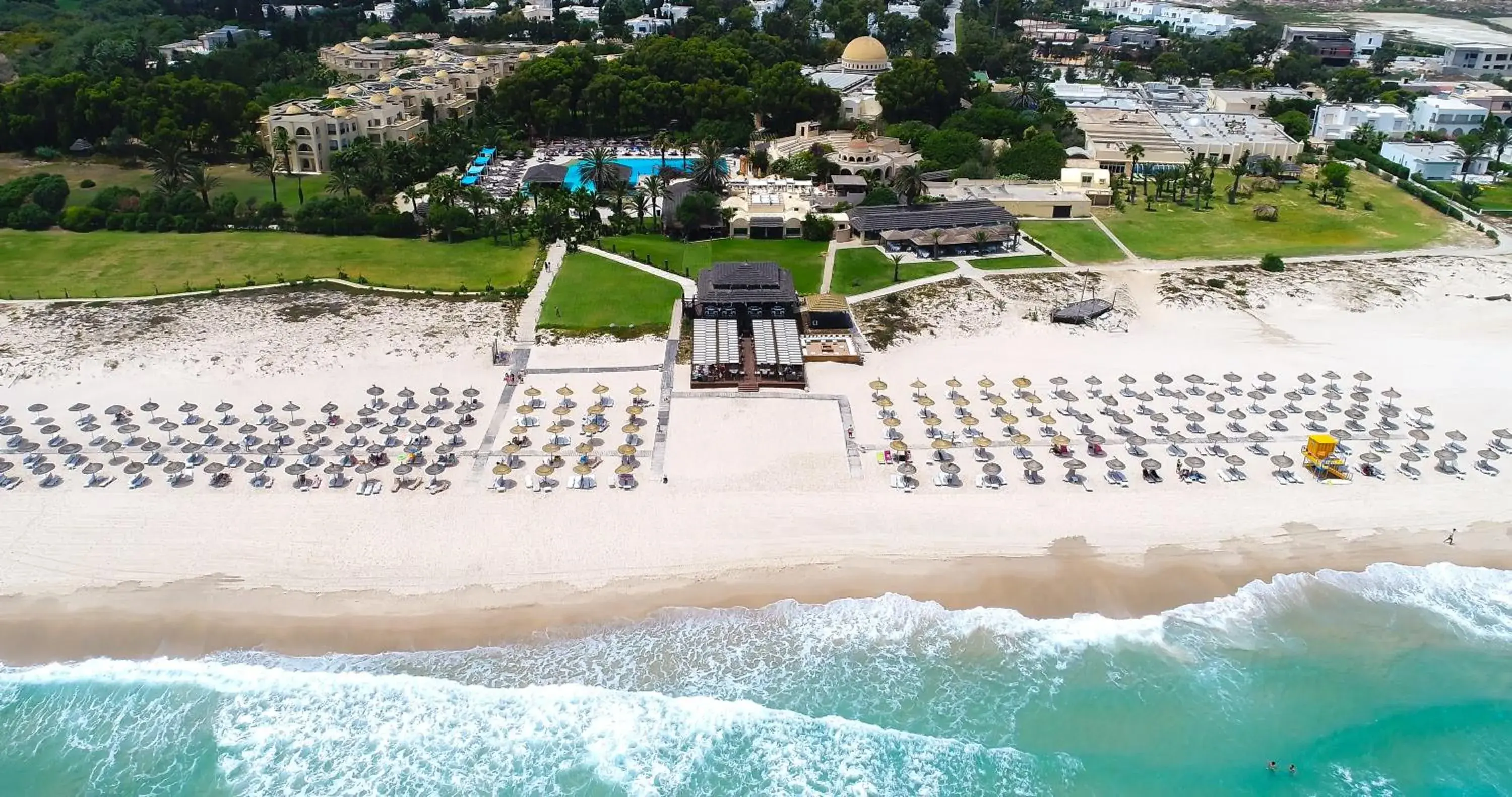 Bird's eye view in Africa Jade Thalasso Bird's eye view in Africa Jade Thalasso