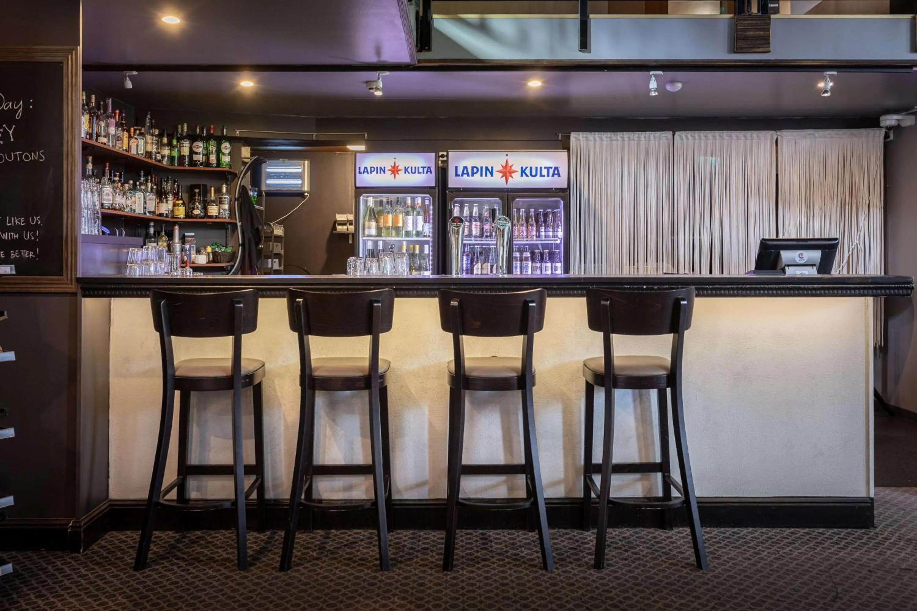 Lounge or bar in Scandic Vaasa