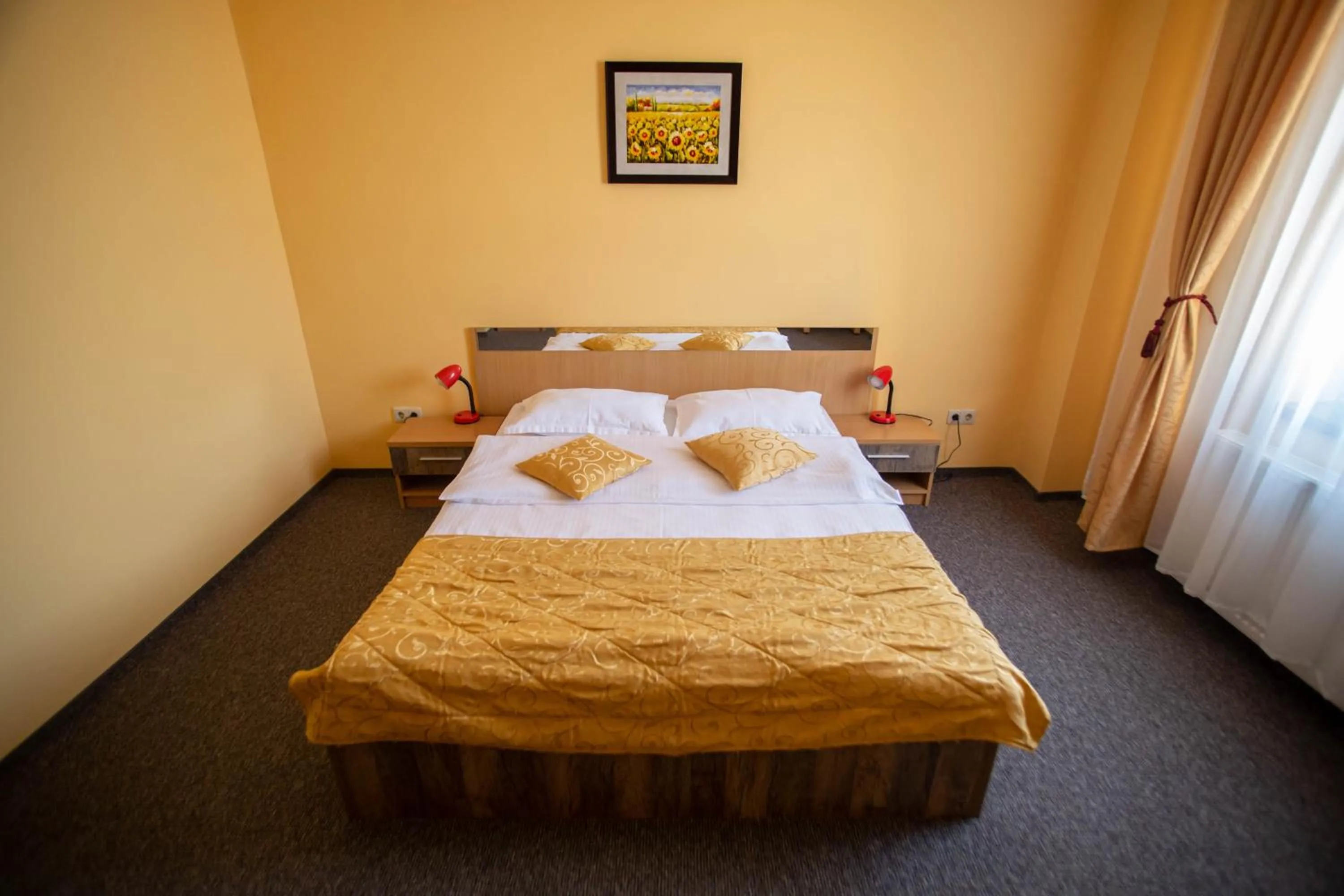 Bed in Hotel Alexandra