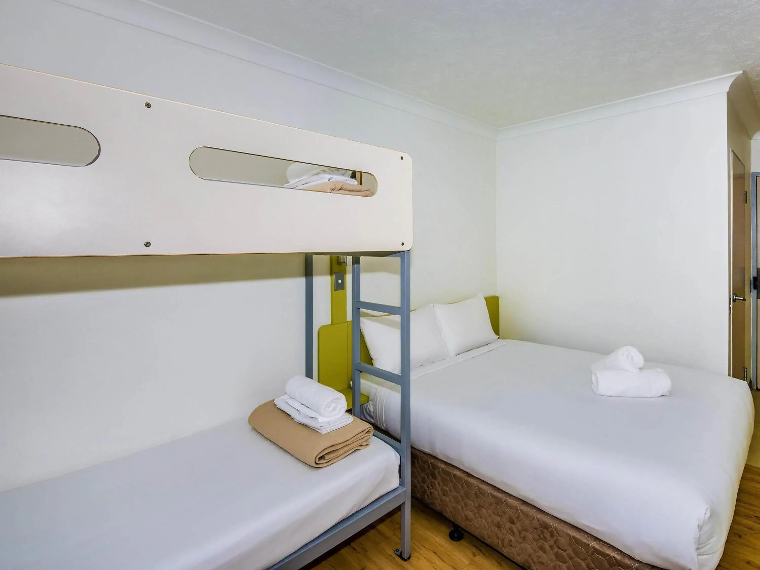 Bedroom, Bed in ibis Budget Brisbane Airport Bedroom, Bed in ibis Budget Brisbane Airport