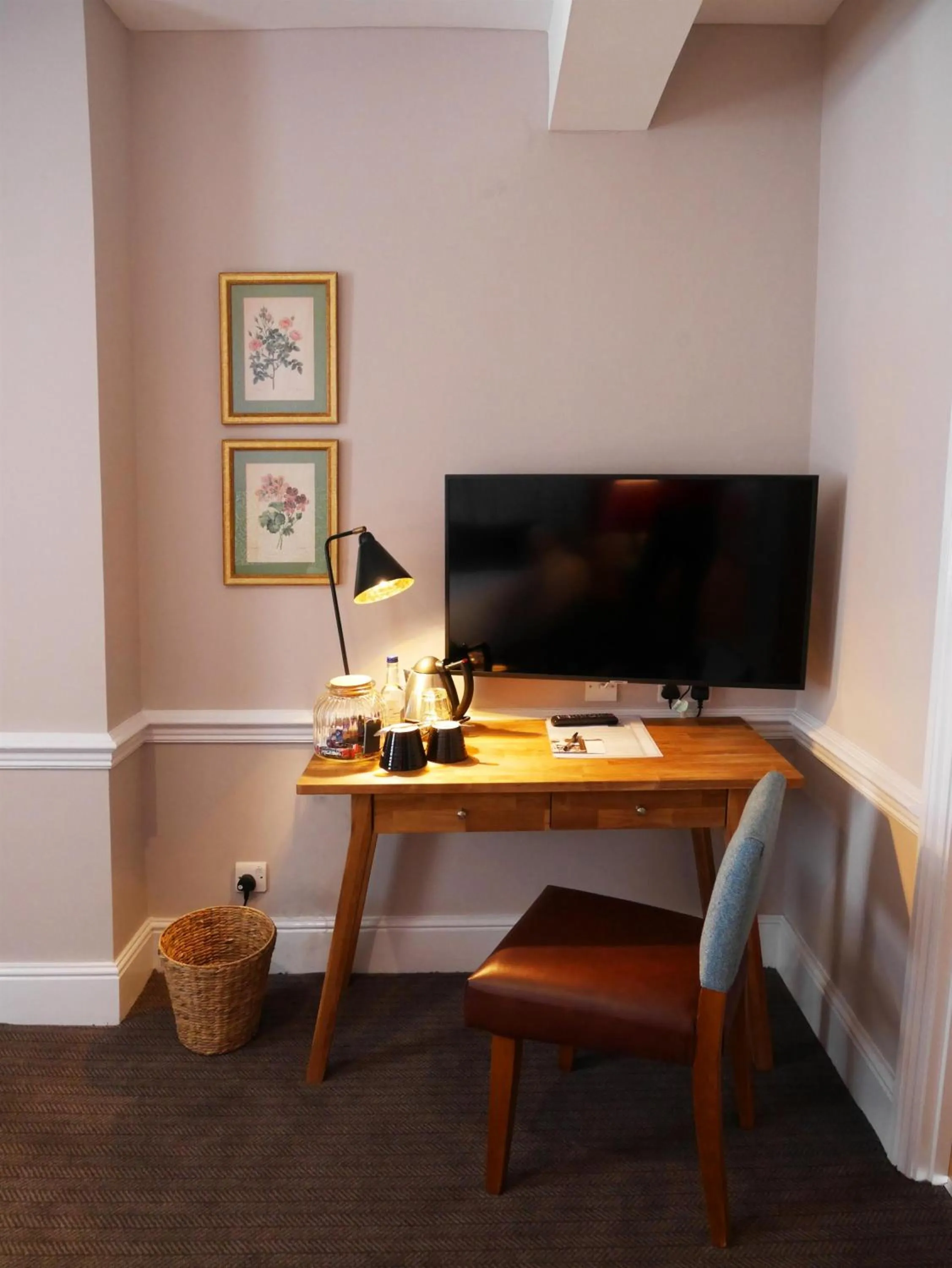 Seating area in The Fleece