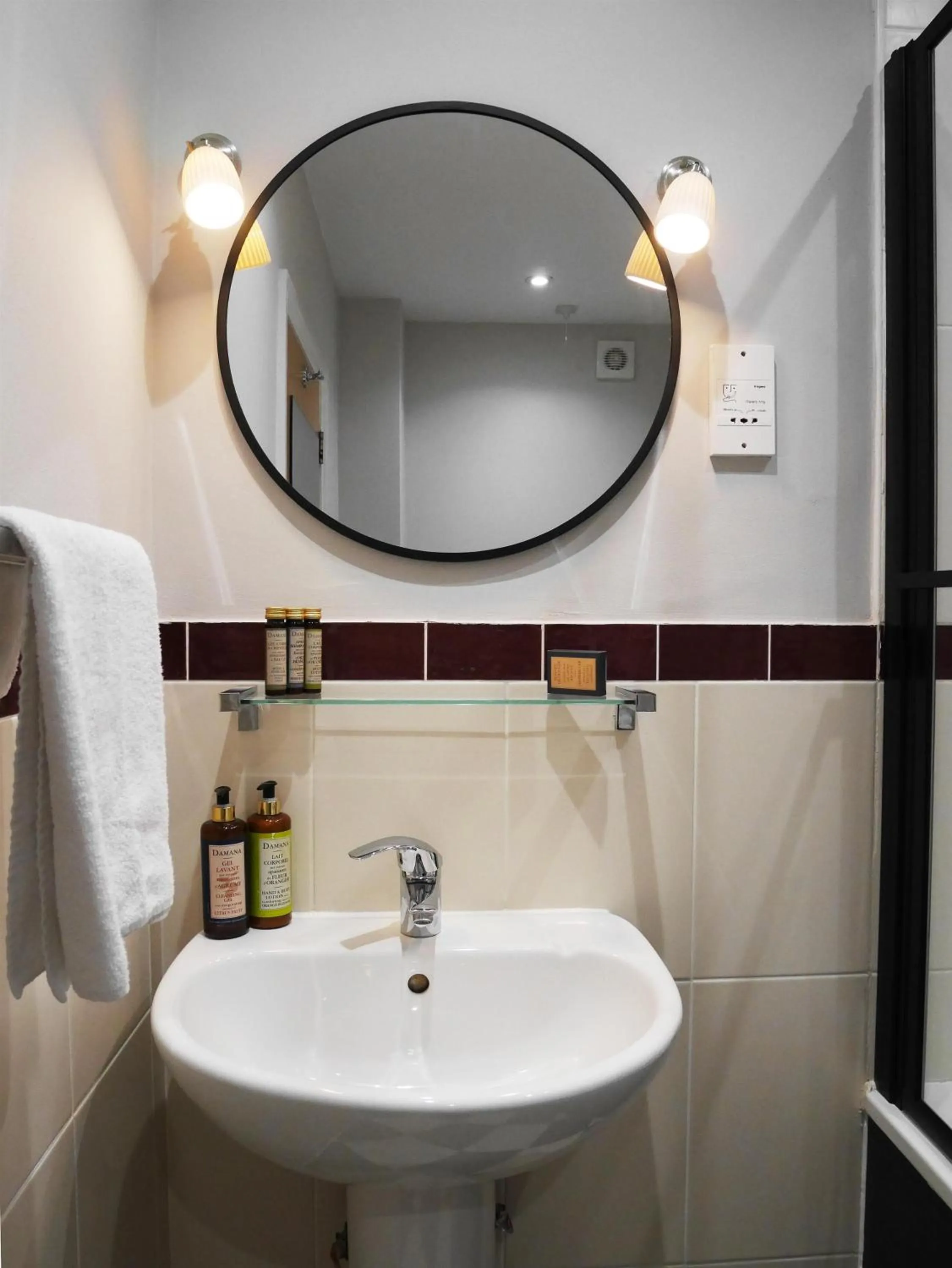 Bathroom in The Fleece