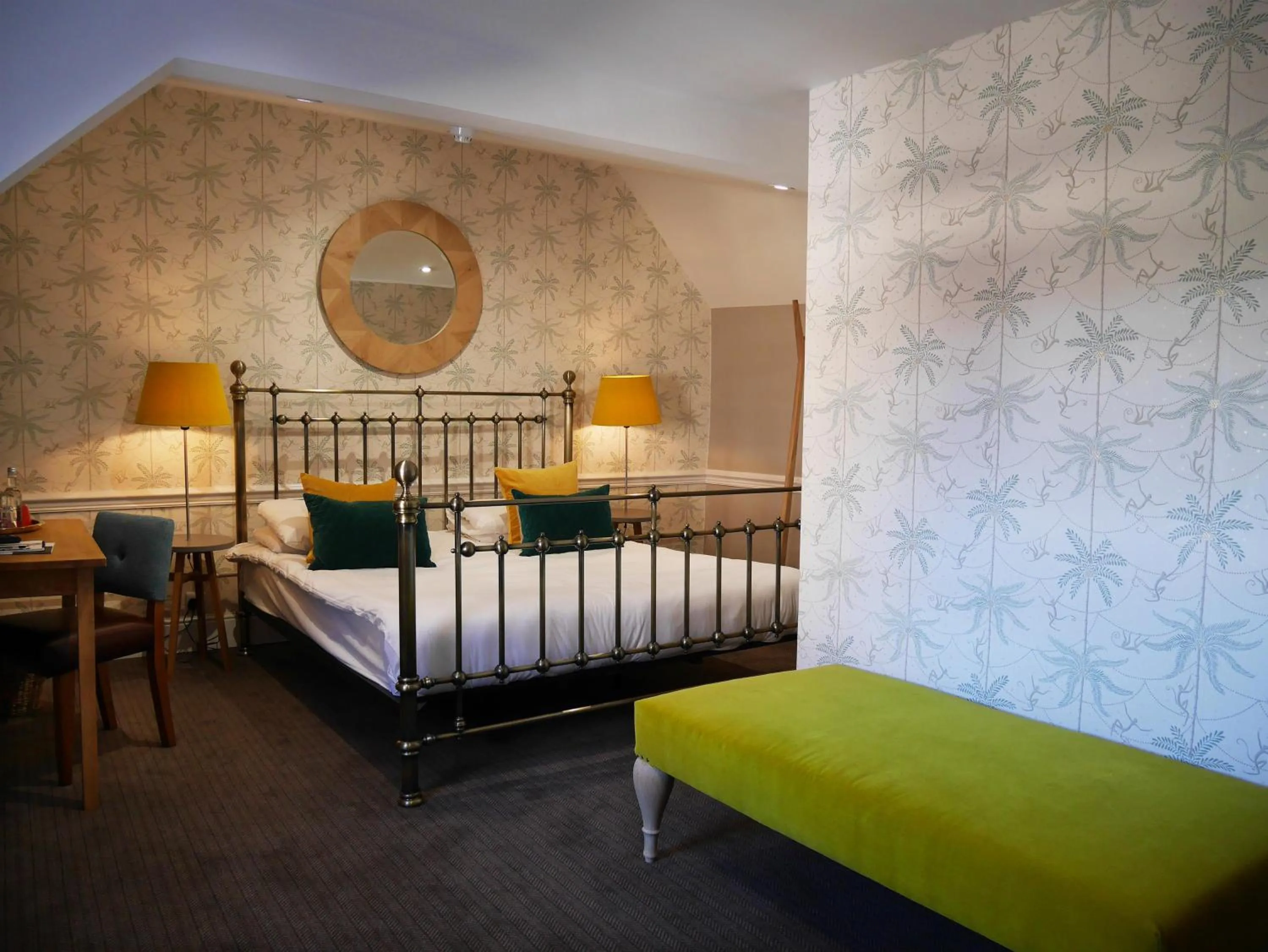 Photo of the whole room, Bed in The Fleece