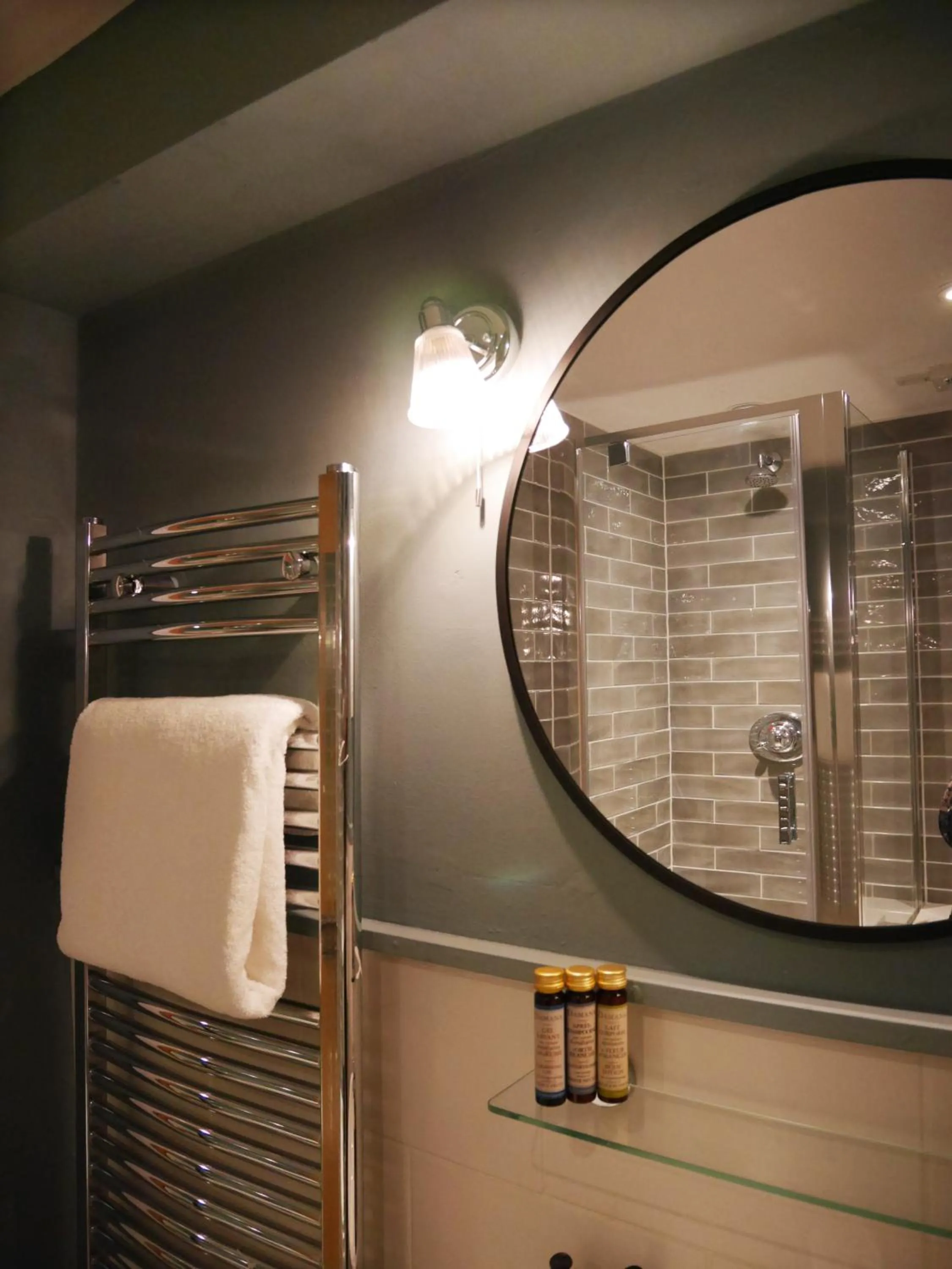 Bathroom in The Fleece