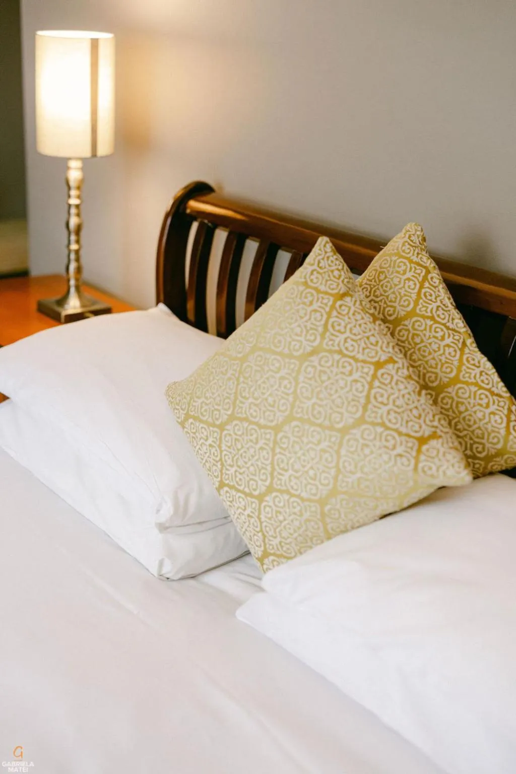 Bed in Crouchers Hotel