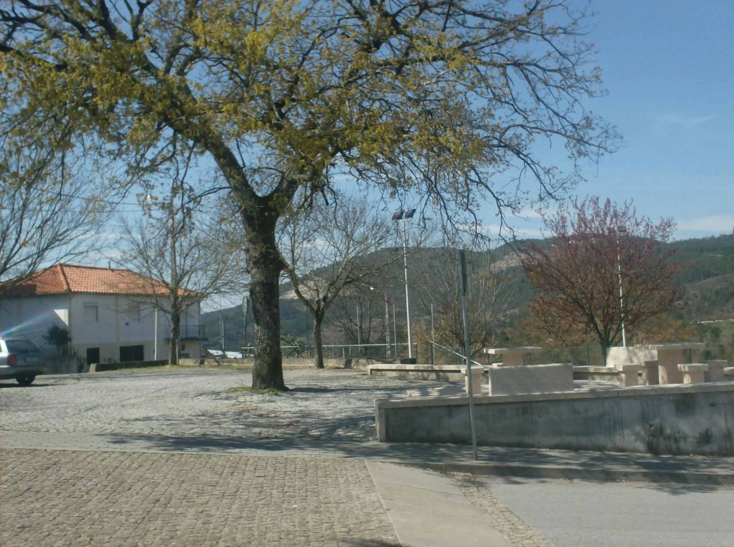 Property building in Hotel De Cerva