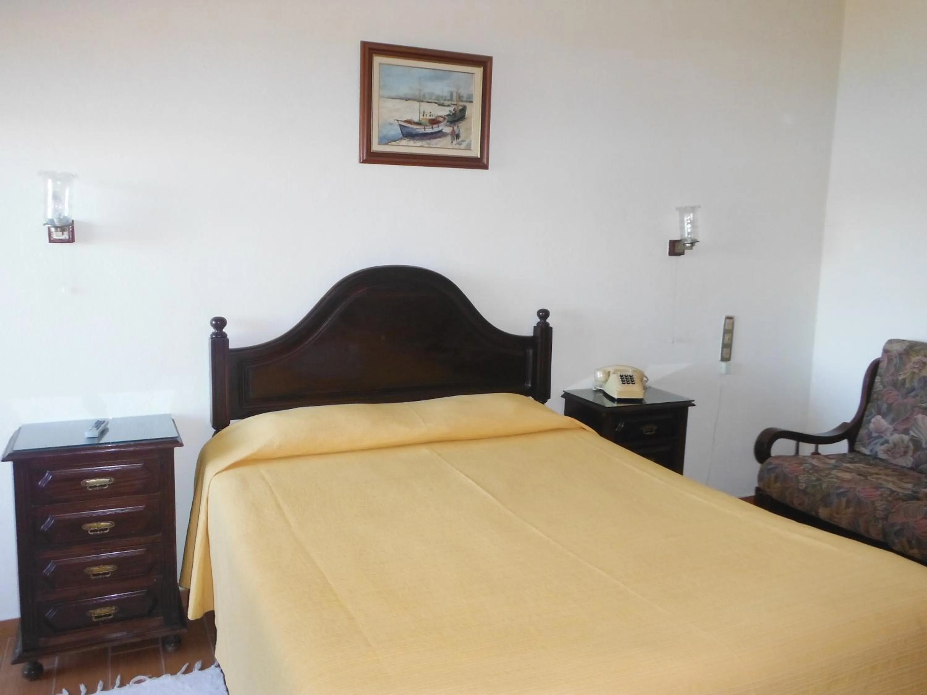 Bedroom, Bed in Aeromar Beach Hotel