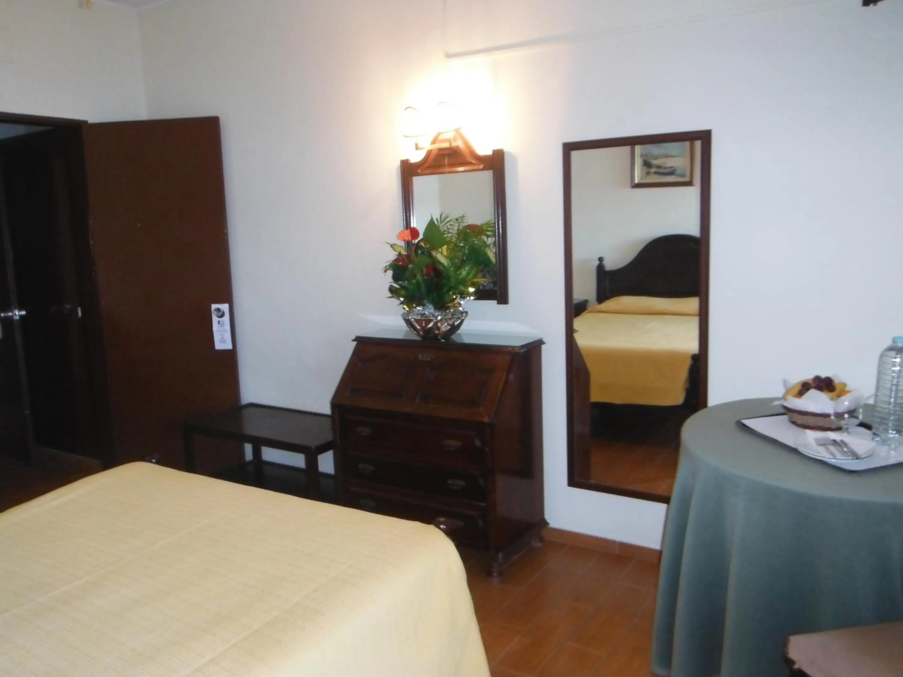 Bedroom, Bed in Aeromar Beach Hotel