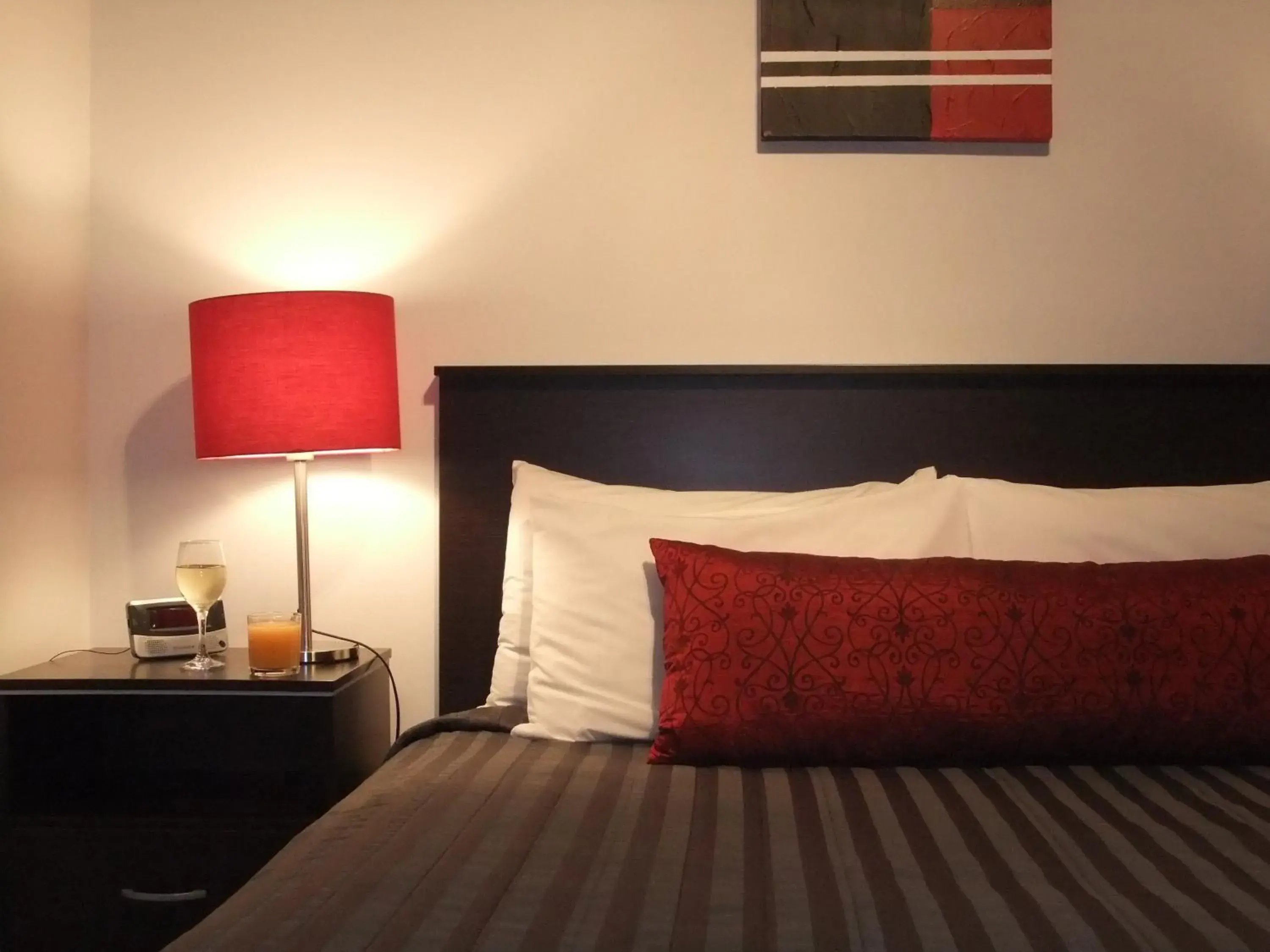 Bed in 83 By The Sea Motor Lodge Bed in 83 By The Sea Motor Lodge