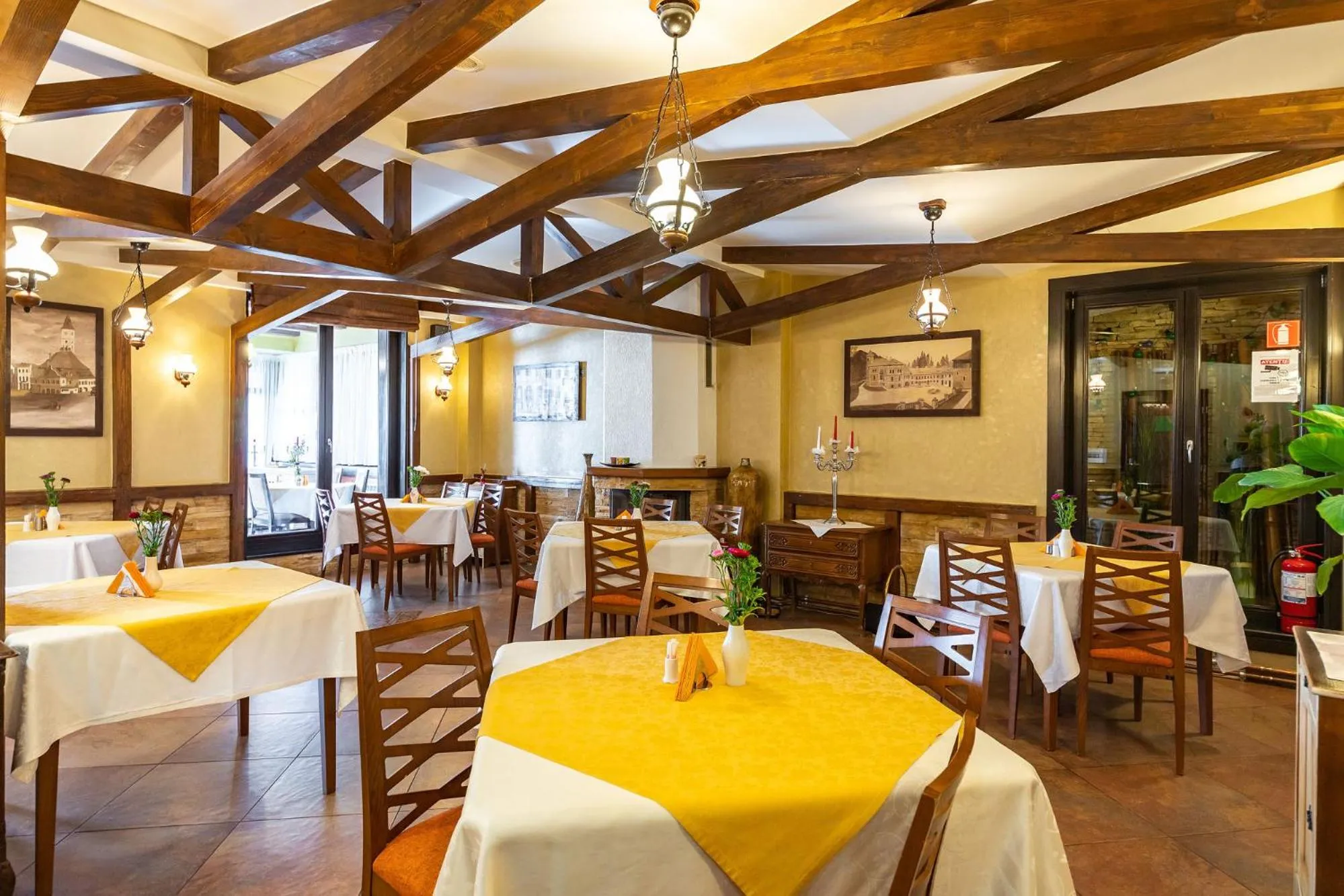 Restaurant/places to eat in Casa Freya