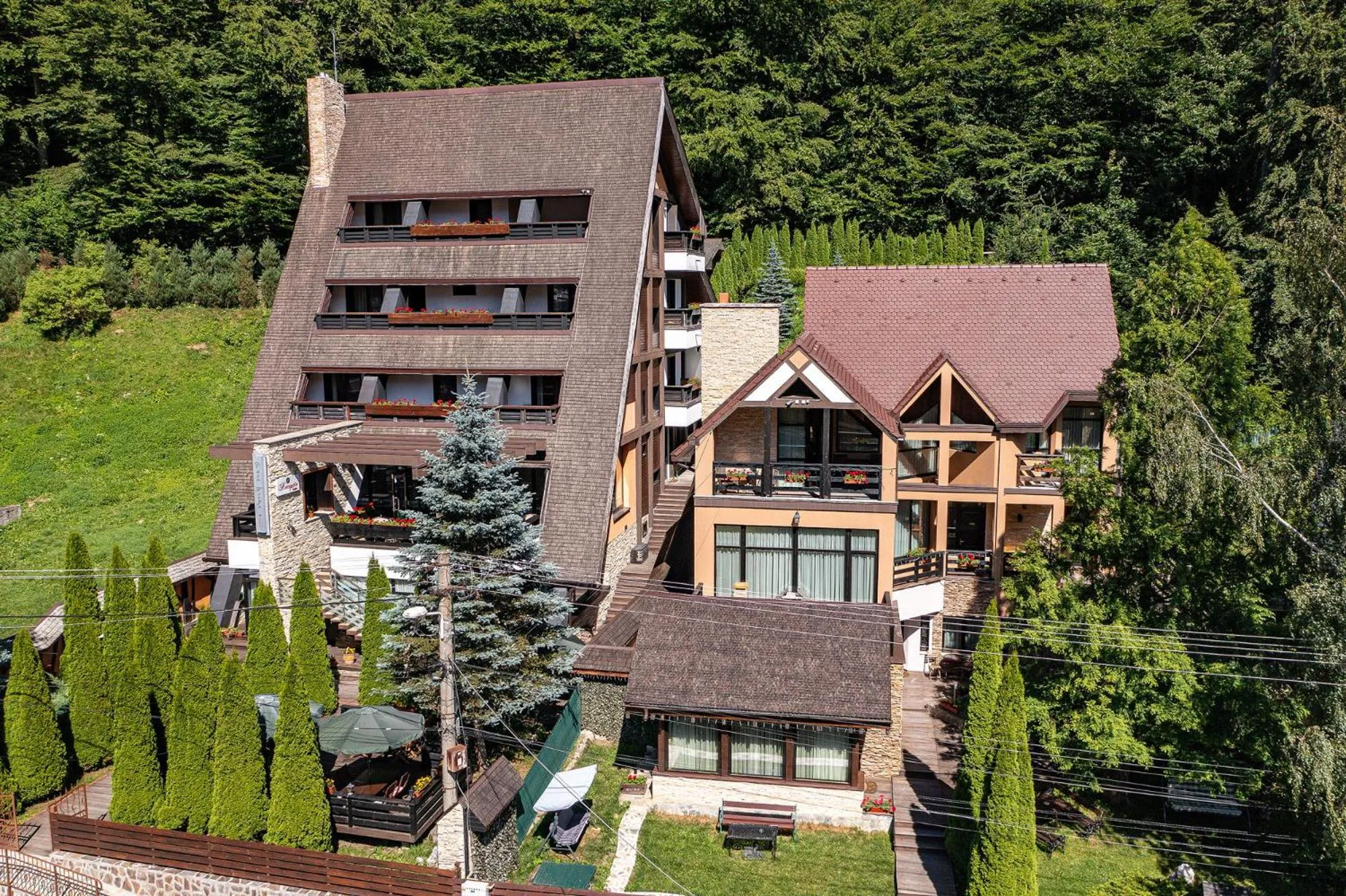 Property building in Casa Freya