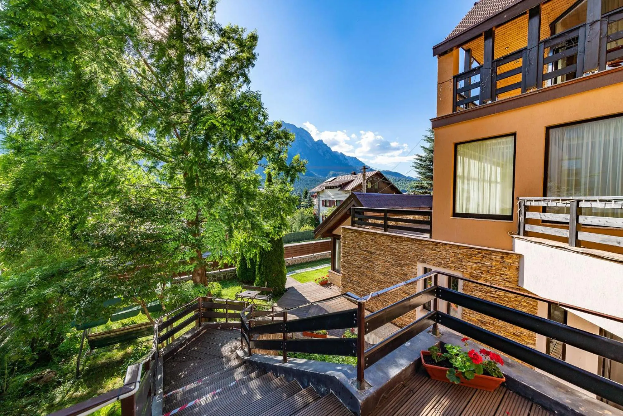 Property building in Casa Freya